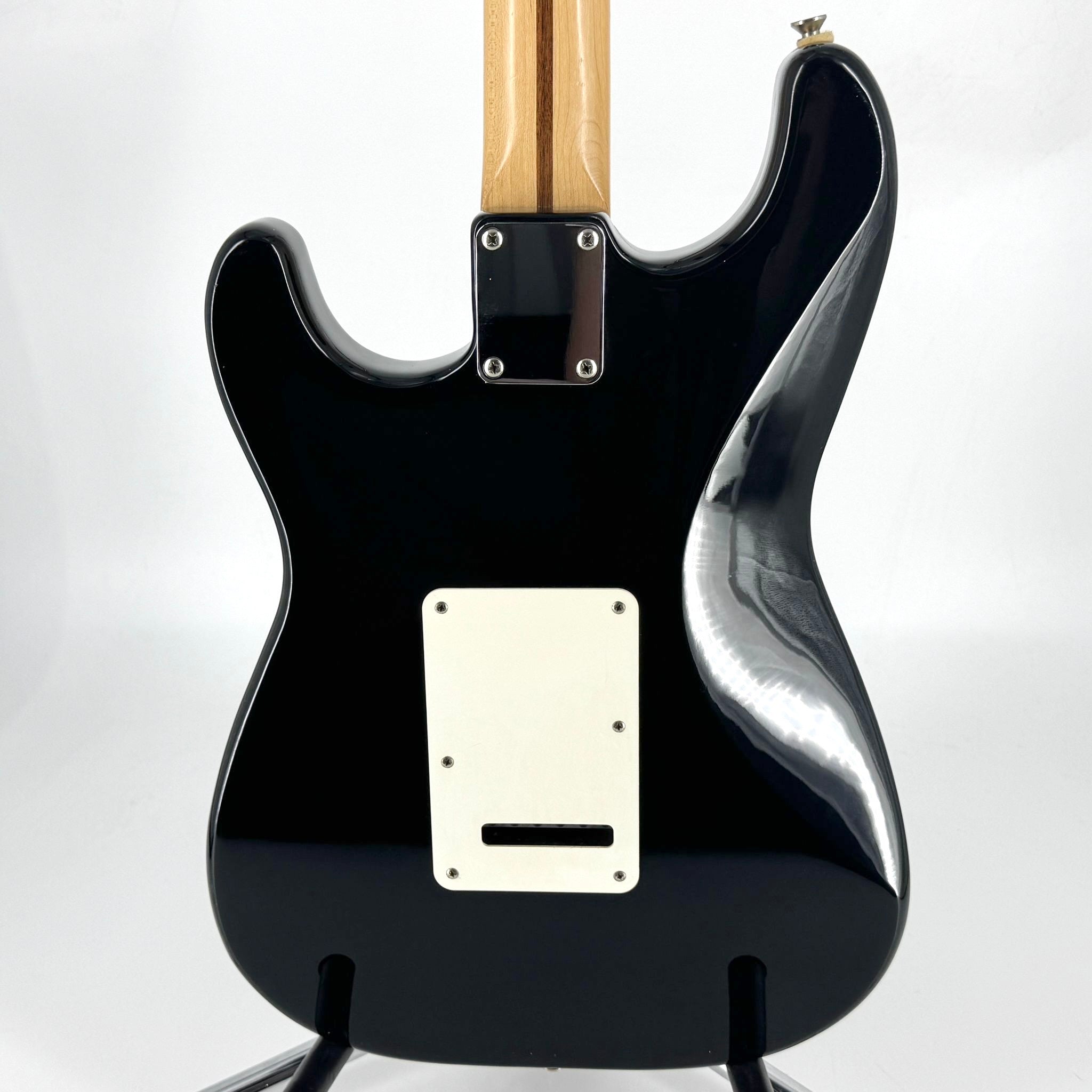 1995 Fender Squier Series Stratocaster – Black | Tonebay