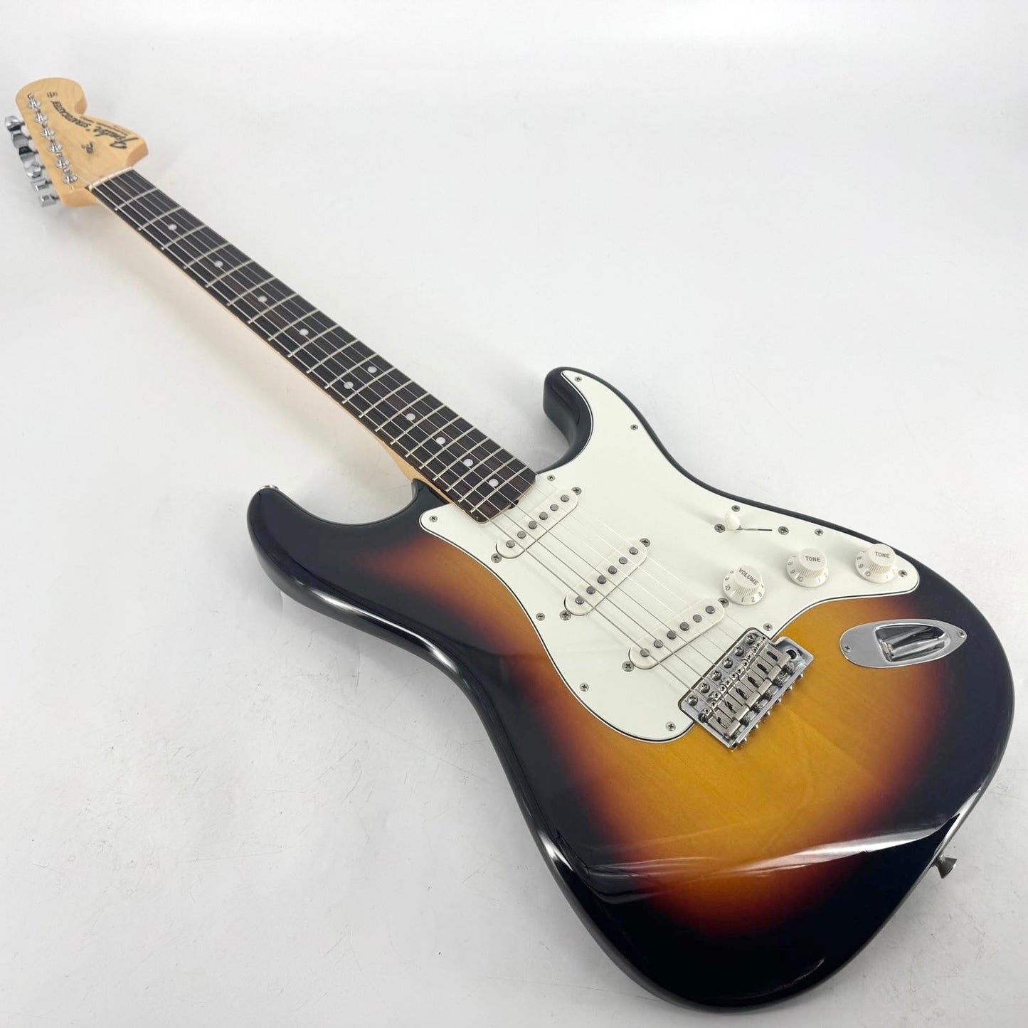 2021 Fender Japan Traditional Late 60's Stratocaster - 3-Colour Sunburst Default Title | Tonebay