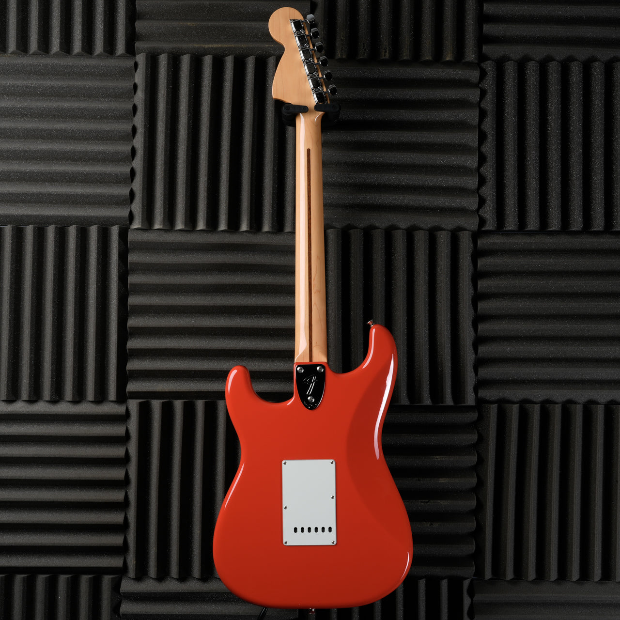 Fender MIJ Limited International Color Stratocaster 2022 - Morocco Red | Tonebay