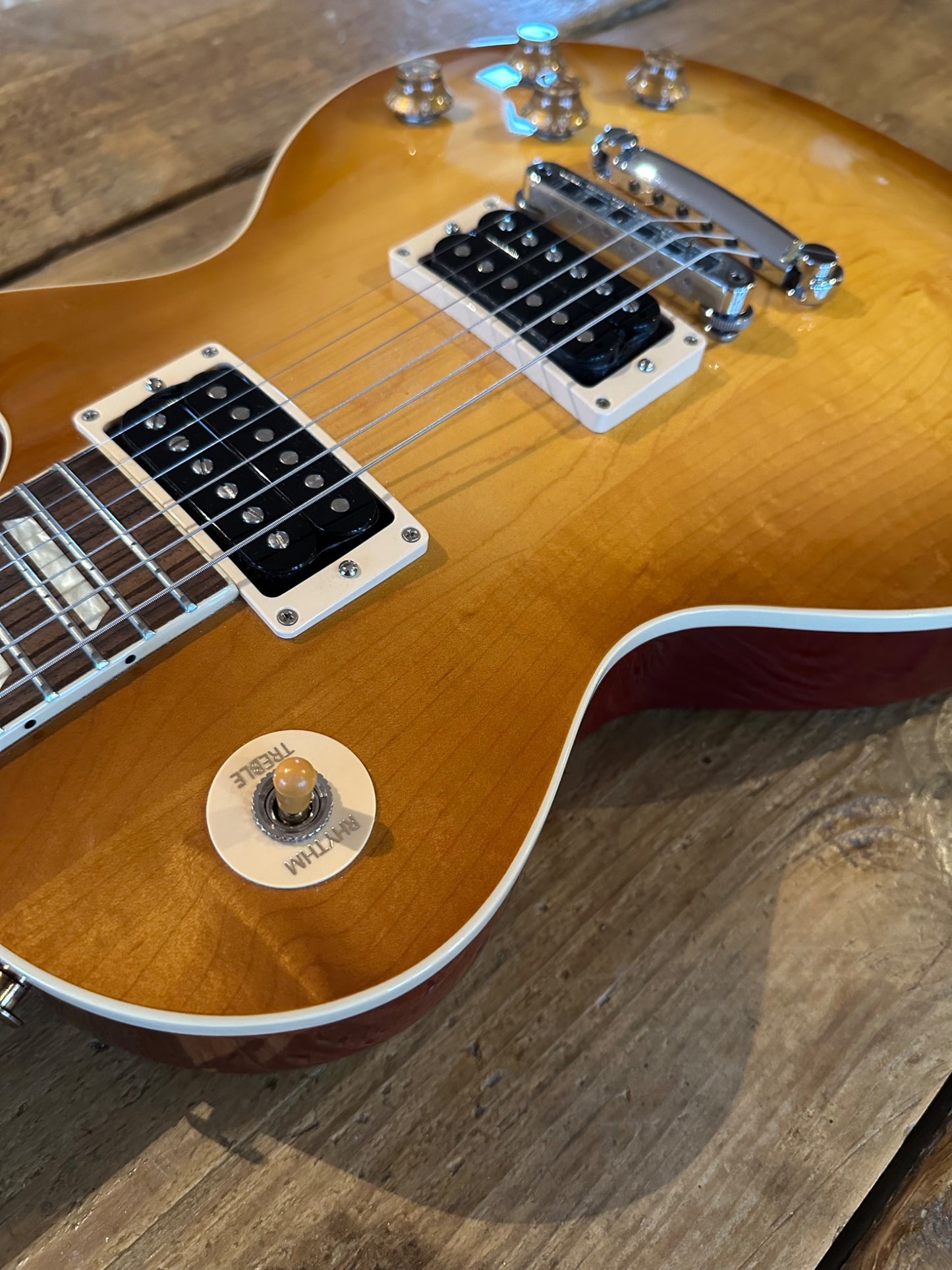 Gibson Slash Jessica Les Paul Standard - 2024 | Tonebay