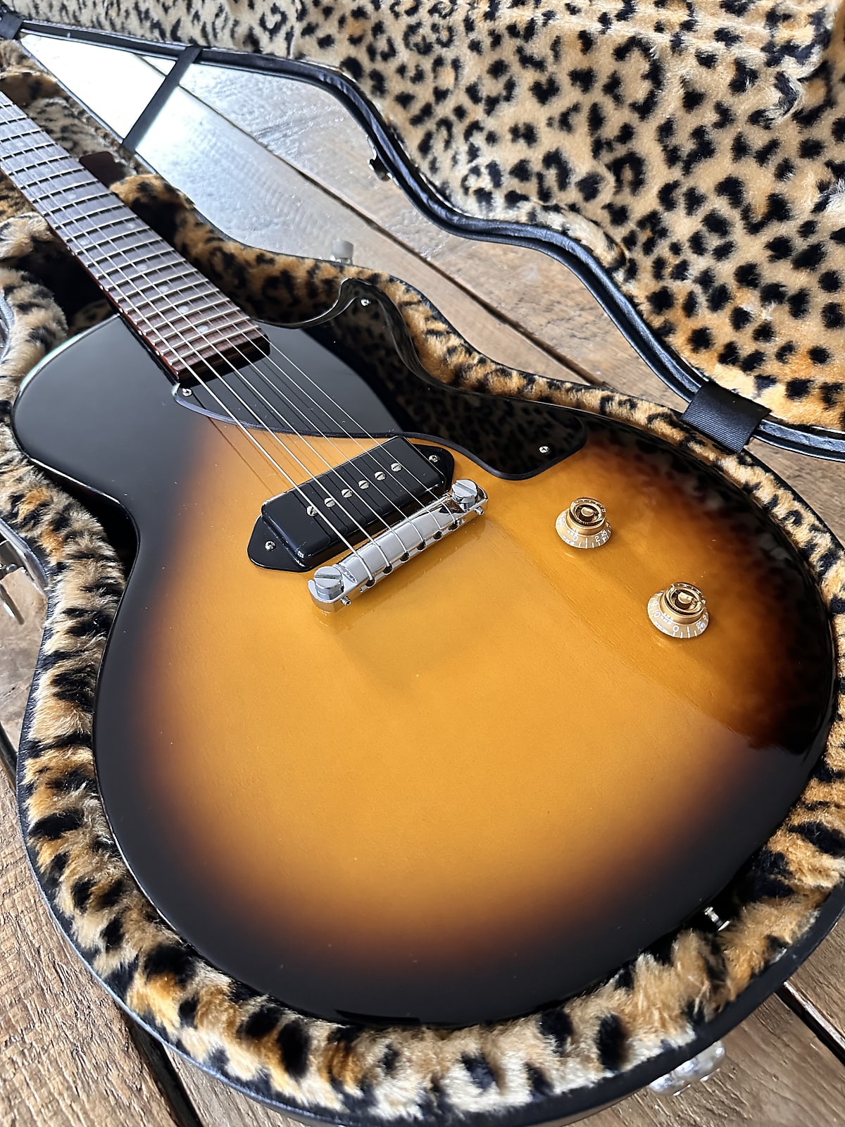Gibson Les Paul Junior Billie Joe Armstrong Signature 2010 - Vintage Sunburst | Tonebay