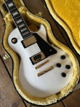 Epiphone “Inspired by Gibson” Les Paul Custom - Alpine White | Tonebay