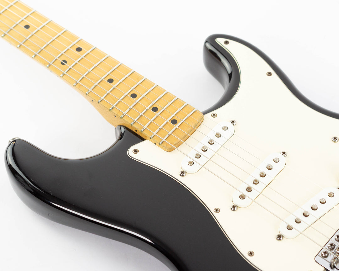 Fender Mexican Standard Stratocaster 2000 Black | Tonebay