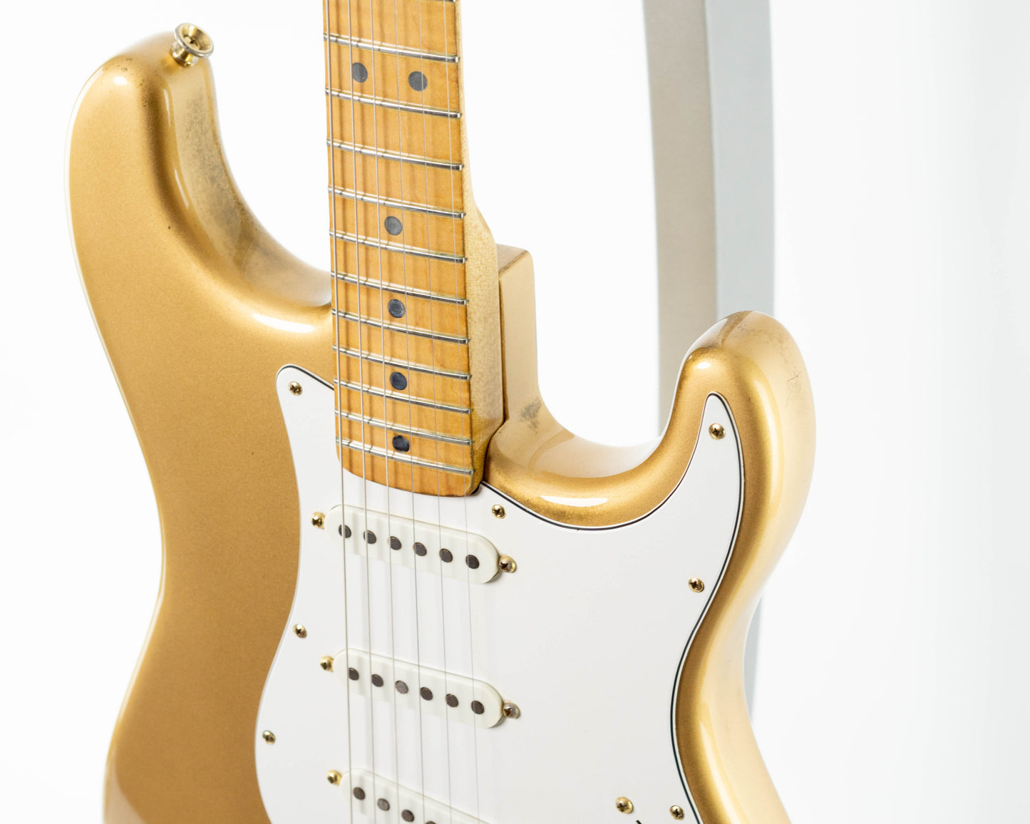Fender "Dan Smith" Stratocaster 1982 Gold On Gold | Tonebay