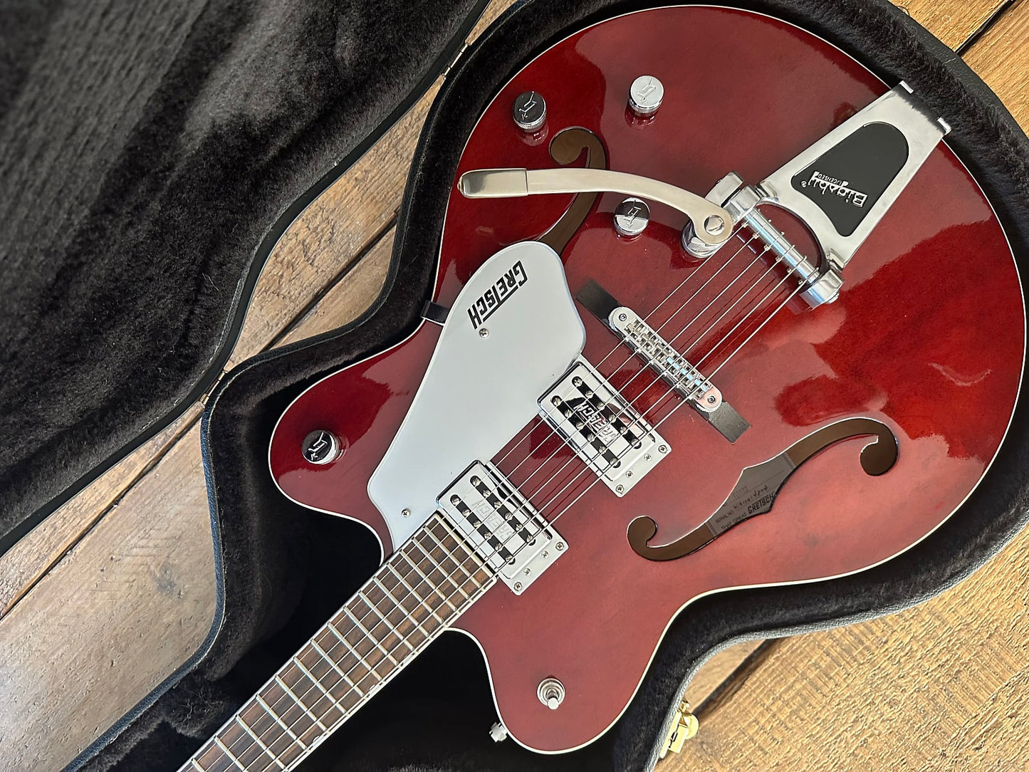 Gretsch G5122DC Electromatic Hollow Body Double Cutaway 2008 - 2013 - Walnut Stain | Tonebay