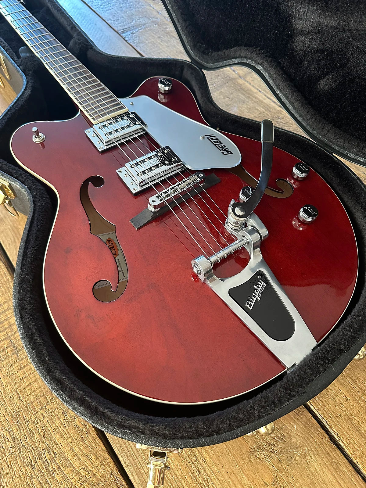 Gretsch G5122DC Electromatic Hollow Body Double Cutaway 2008 - 2013 - Walnut Stain | Tonebay