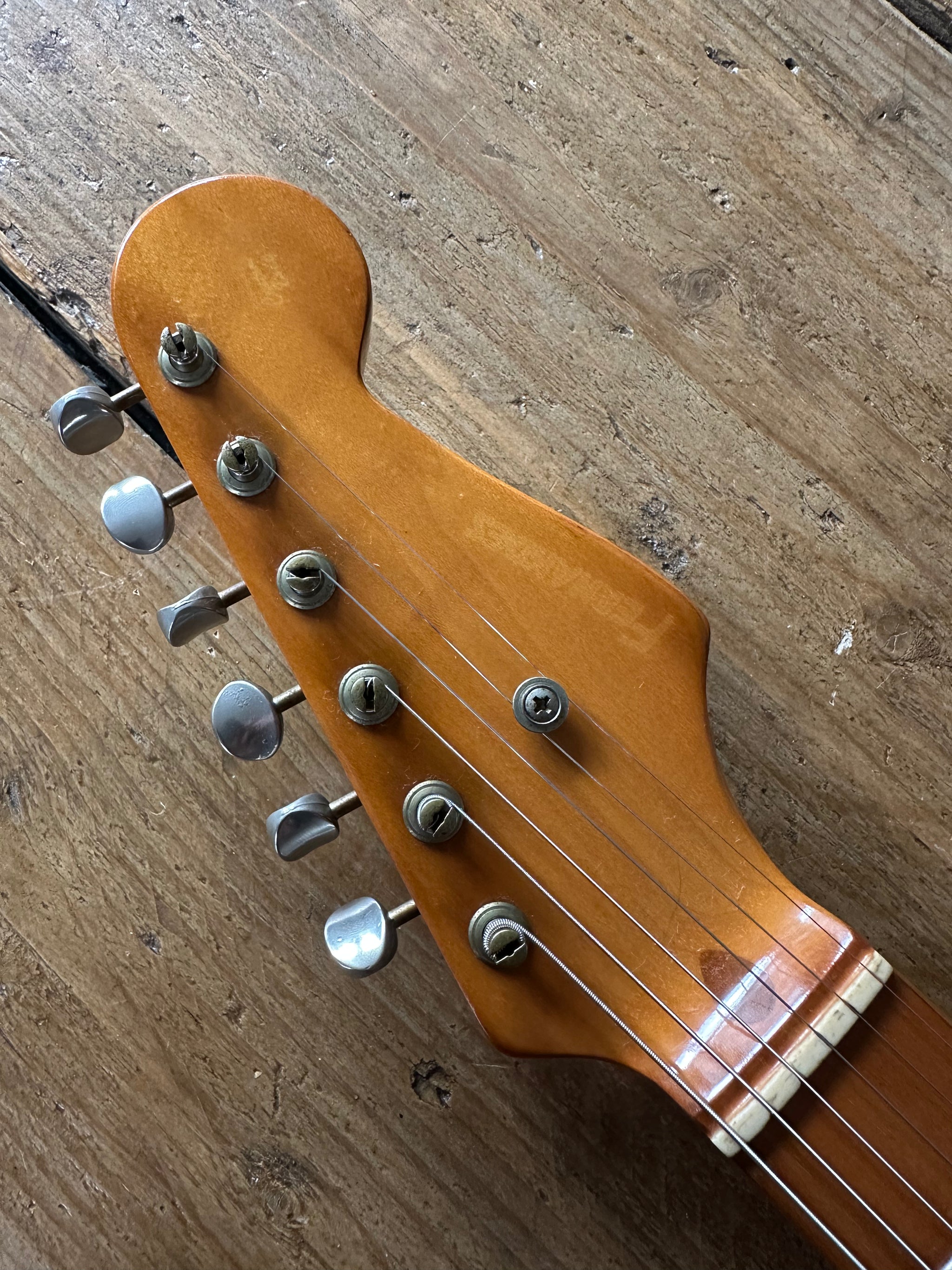 Fernandes RST-80 54’ - Sunburst | Tonebay