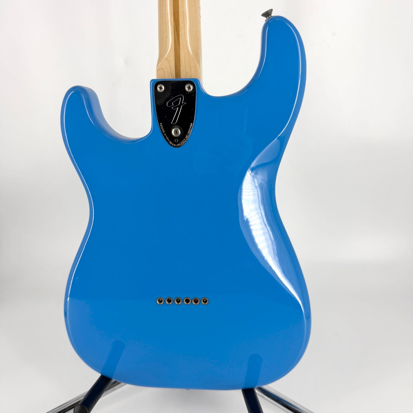 1981 Fender American International Series Hardtail Stratocaster – Maui Blue