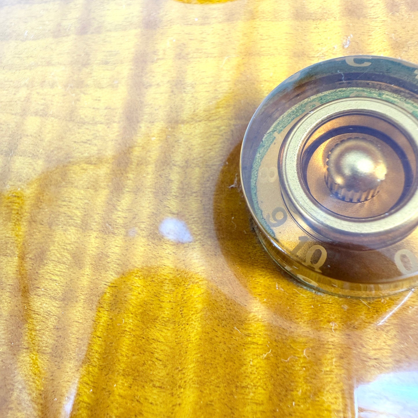 1997 PRS Custom 22 – Vintage Yellow | Tonebay