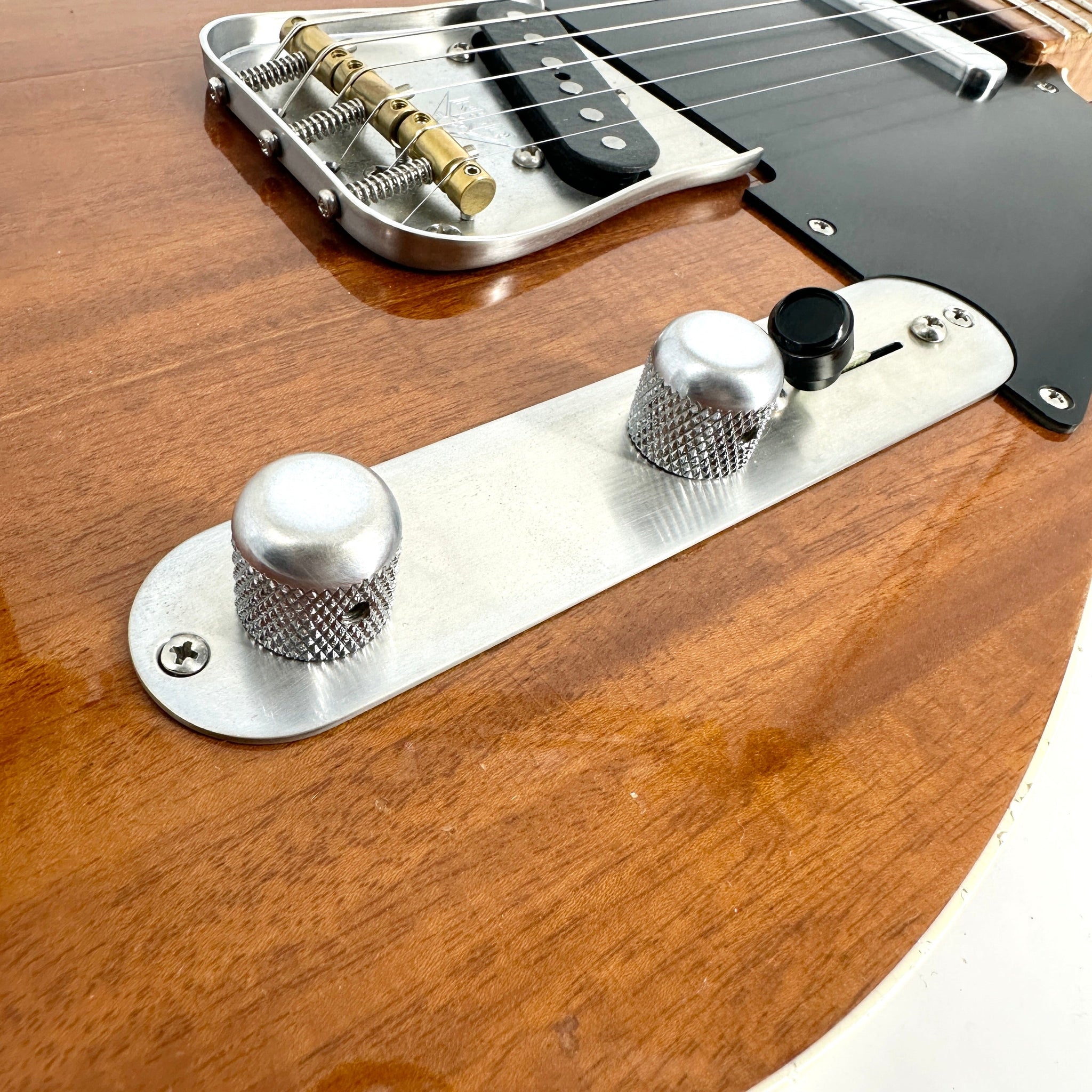 2017 Fender Custom Shop NAMM Limited Edition American Custom Telecaster - Roasted Mahogany | Tonebay