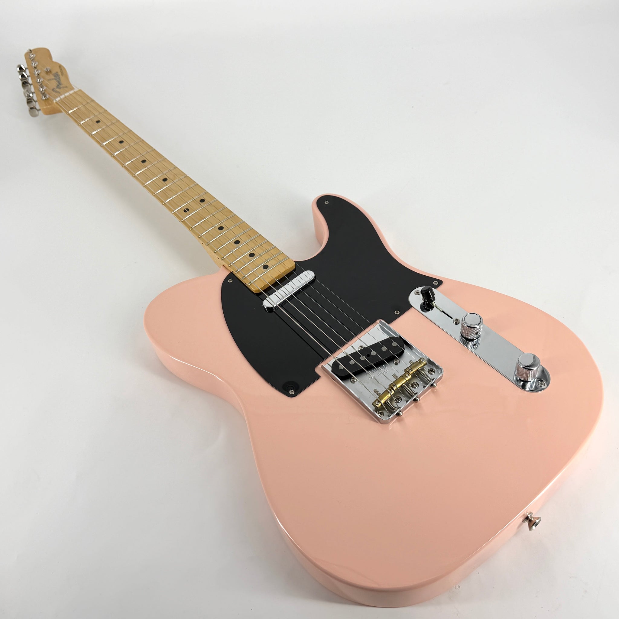 2018 Fender Limited Edition Classic Player Baja Telecaster - Shell Pink