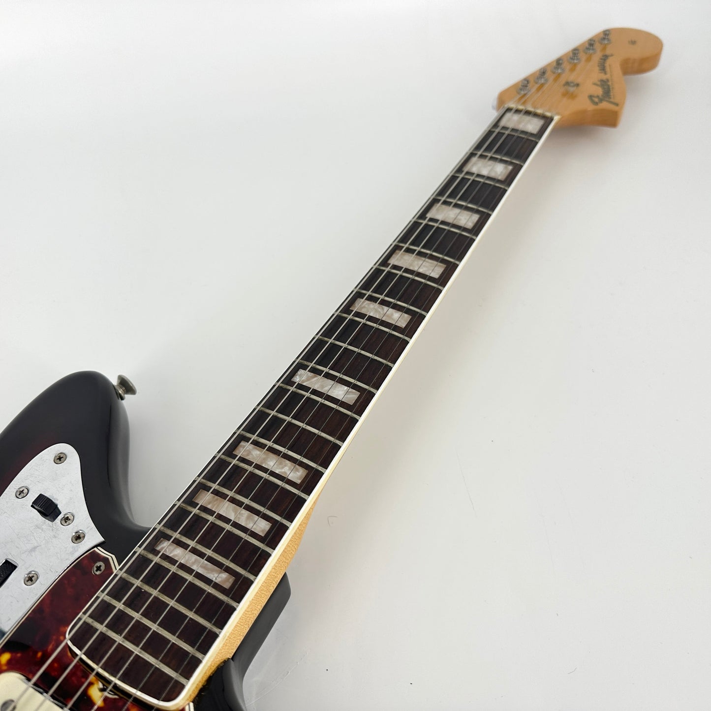 1966 Fender Jaguar - Sunburst | Tonebay