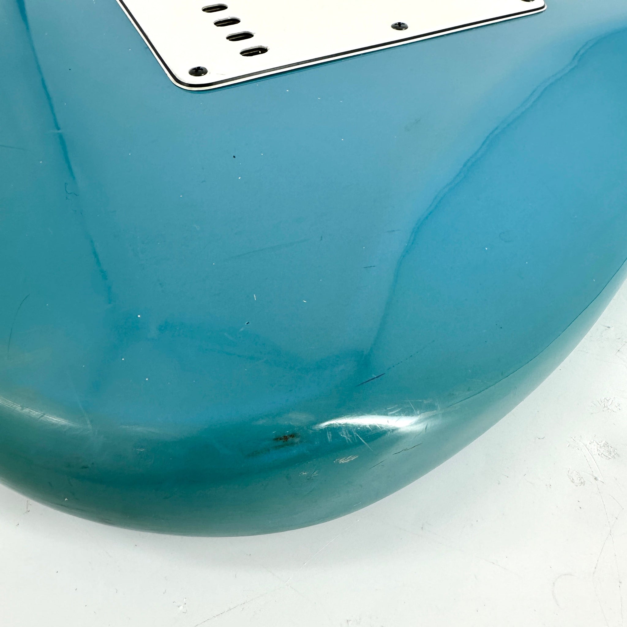 1981 Fender American International Series Stratocaster – Maui Blue | Tonebay