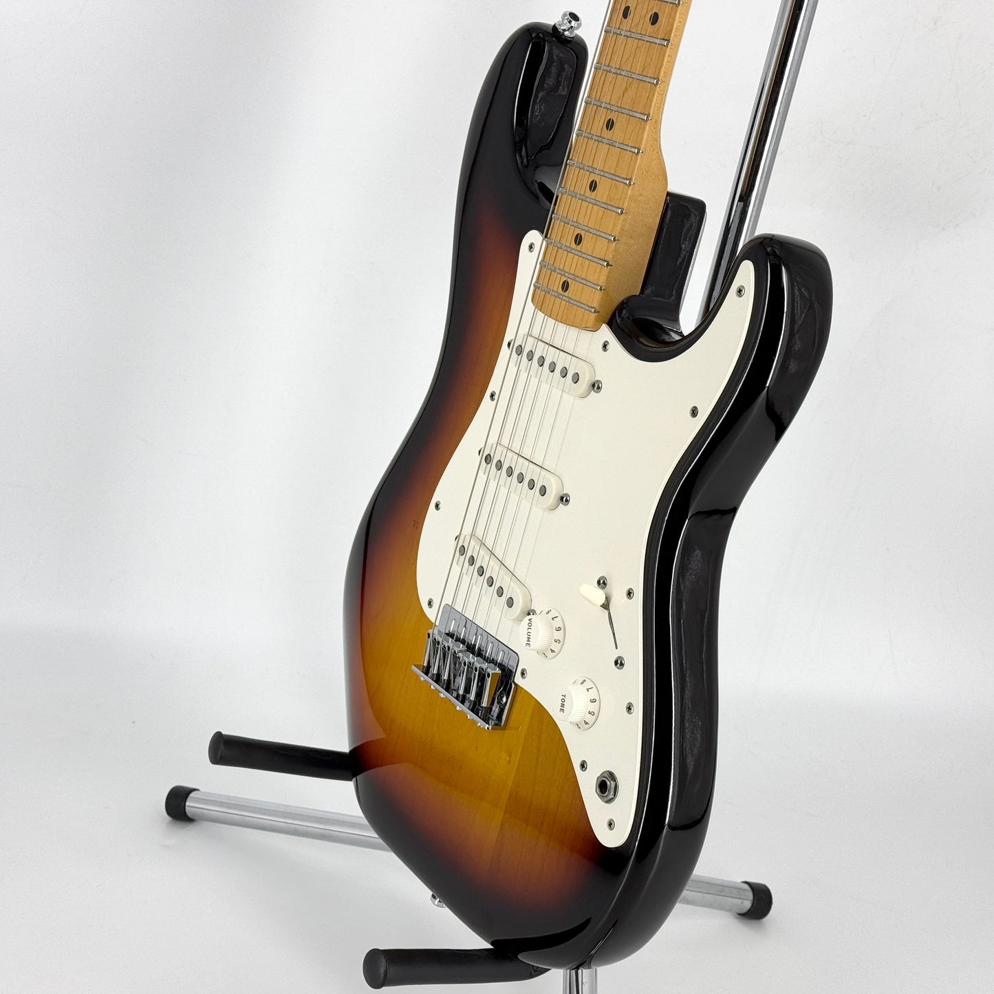 1983 Fender American Hardtail Stratocaster - Sunburst | Tonebay