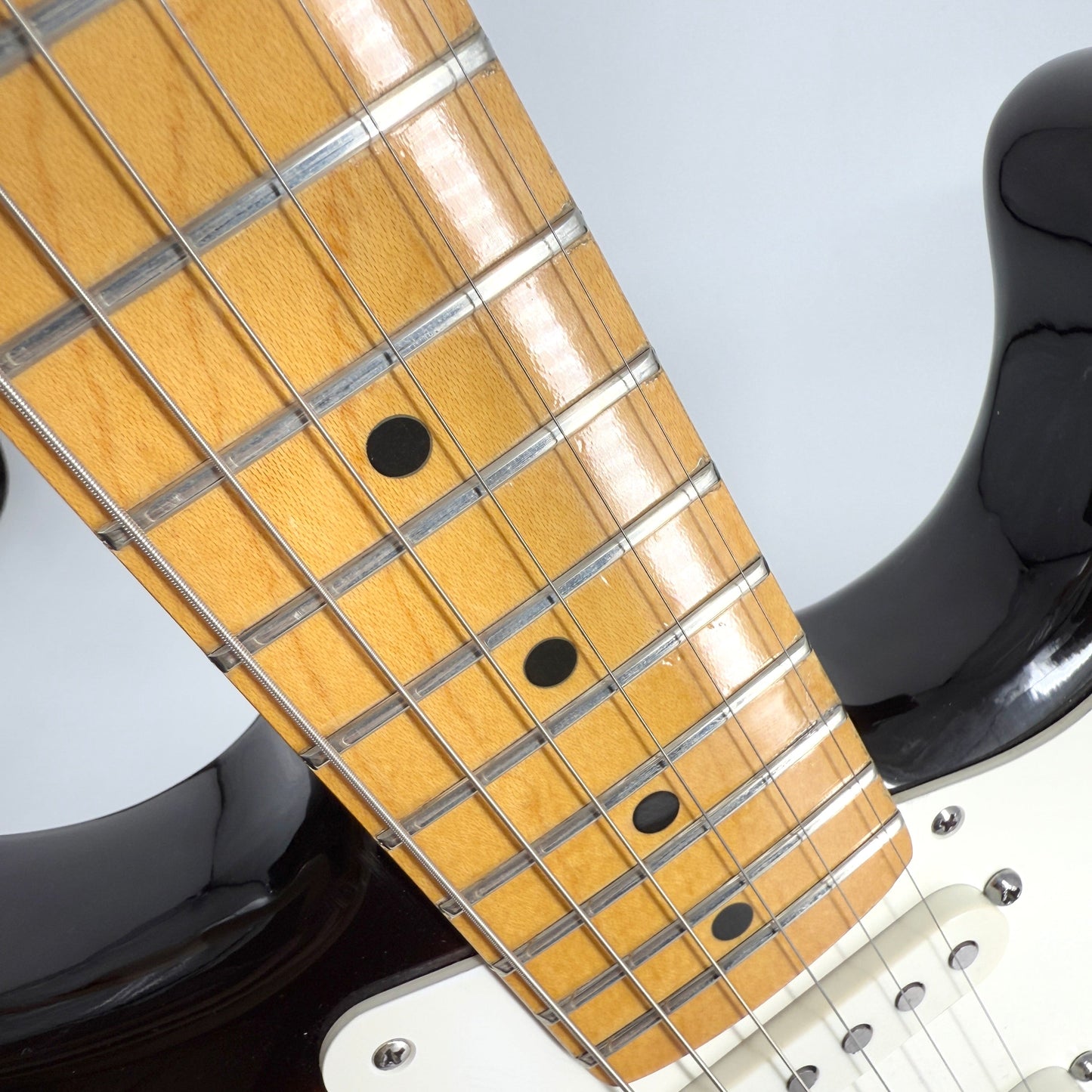 1983 Fender American Hardtail Stratocaster - Sunburst | Tonebay