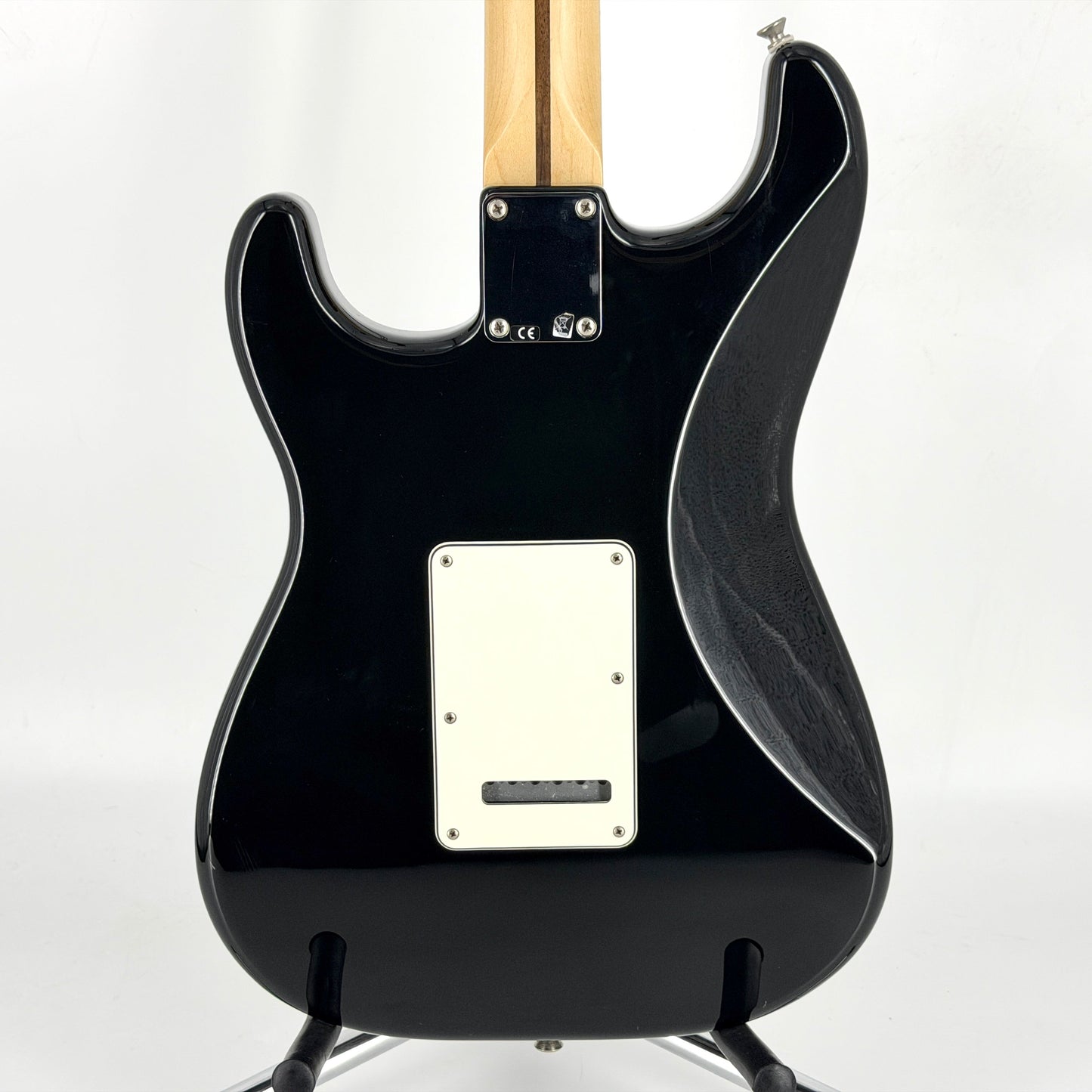 2015 Fender Standard Stratocaster - Black | Tonebay