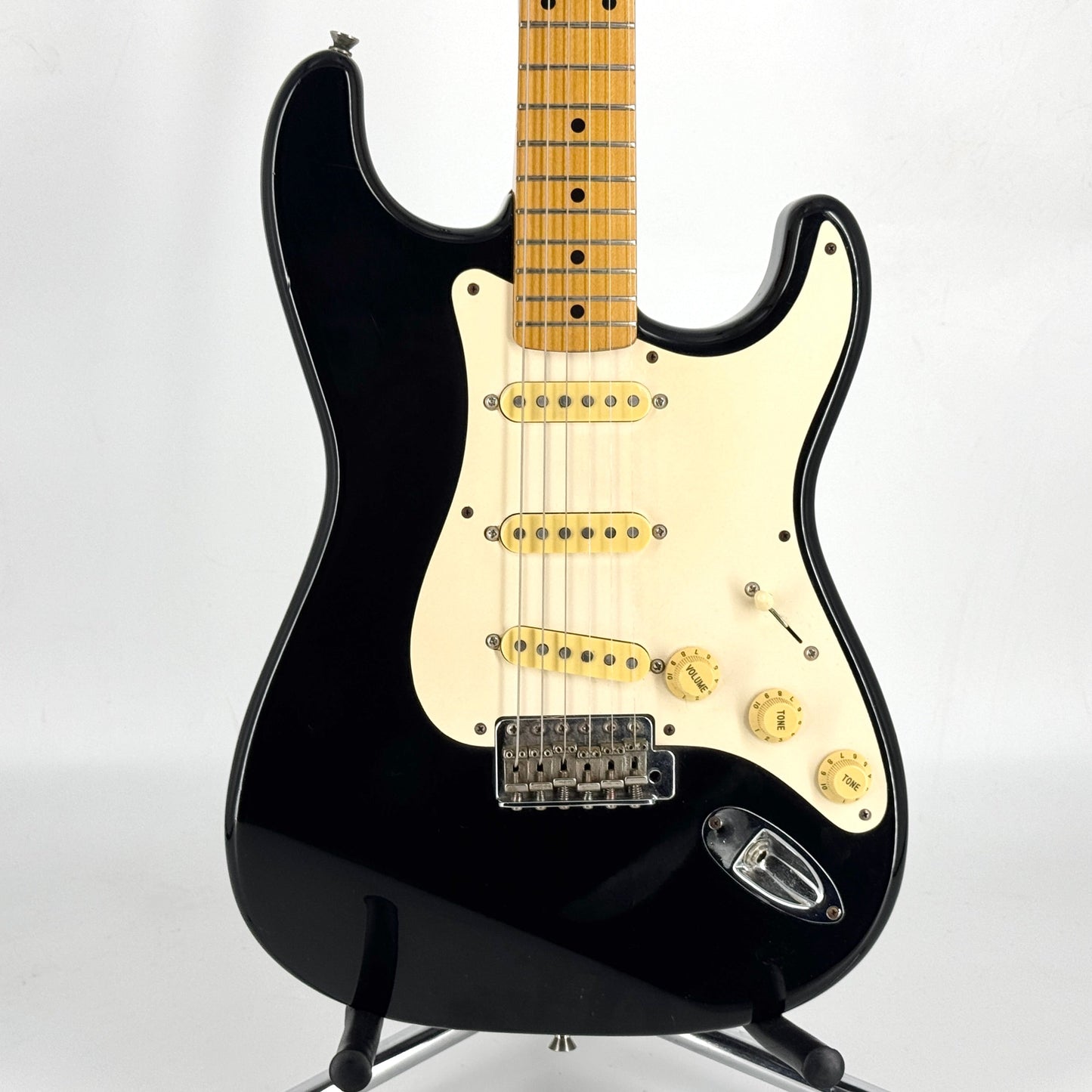 1998 Fender Japan ST-54 DEX2 Stratocaster - Black | Tonebay