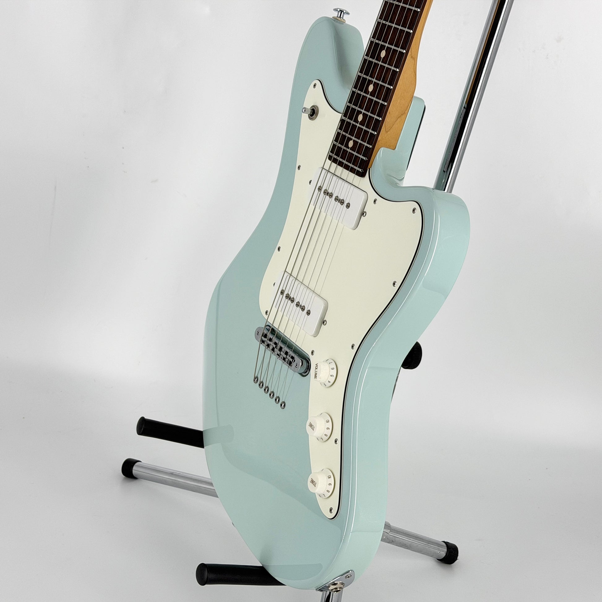 2017 Suhr Classic JM Pro – Sonic Blue