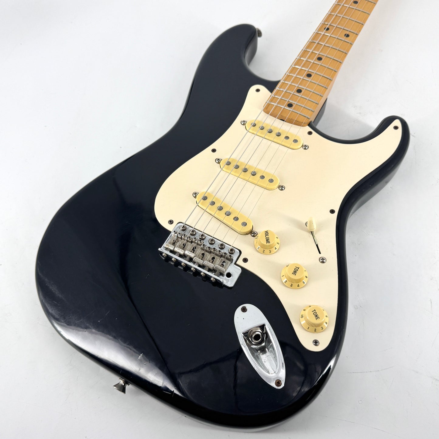 1998 Fender Japan ST-54 DEX2 Stratocaster - Black | Tonebay