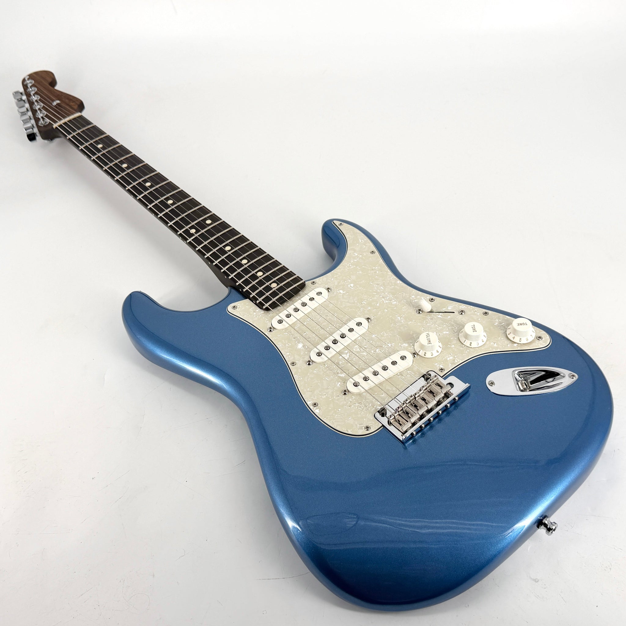 2023 Fender Limited Edition American Professional II Stratocaster Solid Rosewood Neck - Lake Placid Blue Default Title | Tonebay