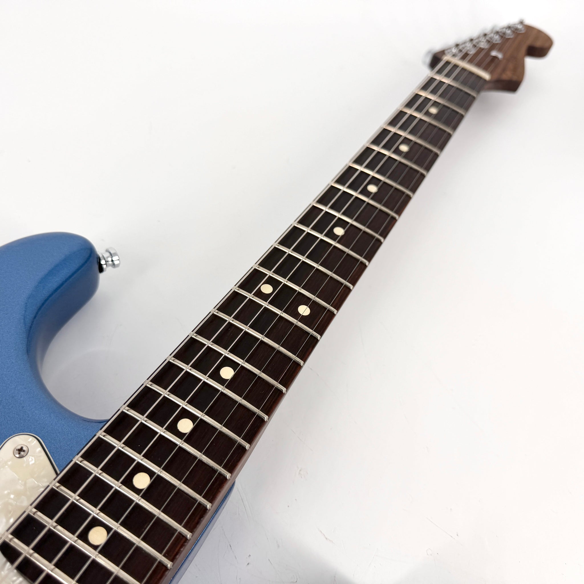 2023 Fender Limited Edition American Professional II Stratocaster Solid Rosewood Neck - Lake Placid Blue | Tonebay