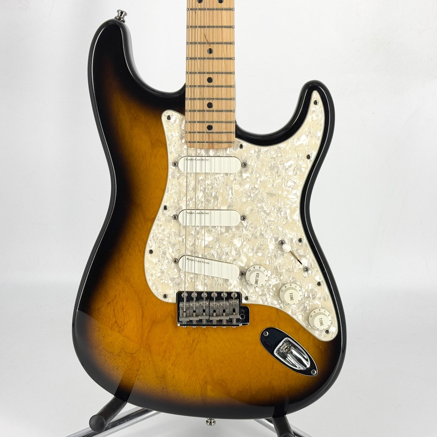 1995 Fender Buddy Guy Signature Stratocaster - 2-Tone Sunburst | Tonebay