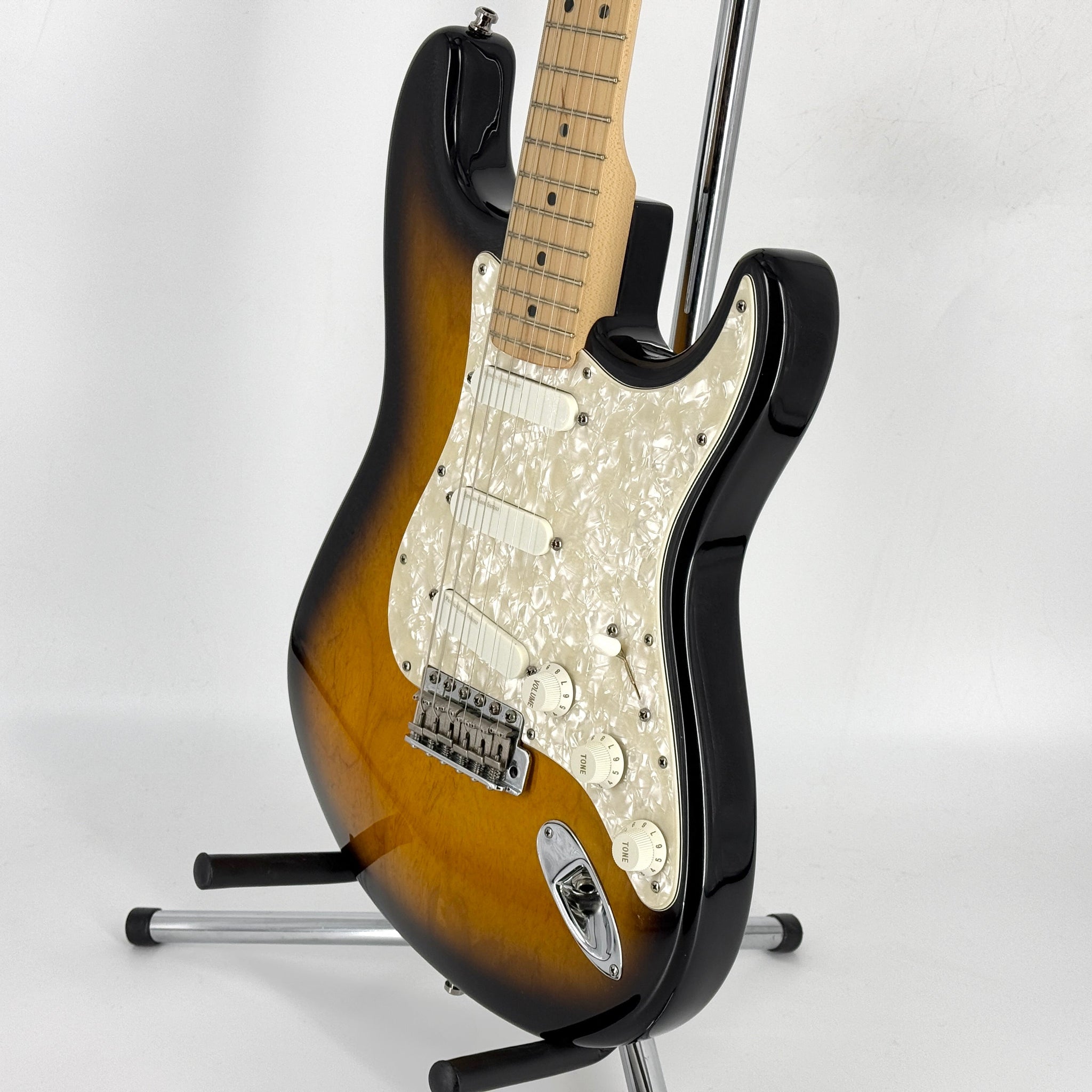 1995 Fender Buddy Guy Signature Stratocaster - 2-Tone Sunburst | Tonebay
