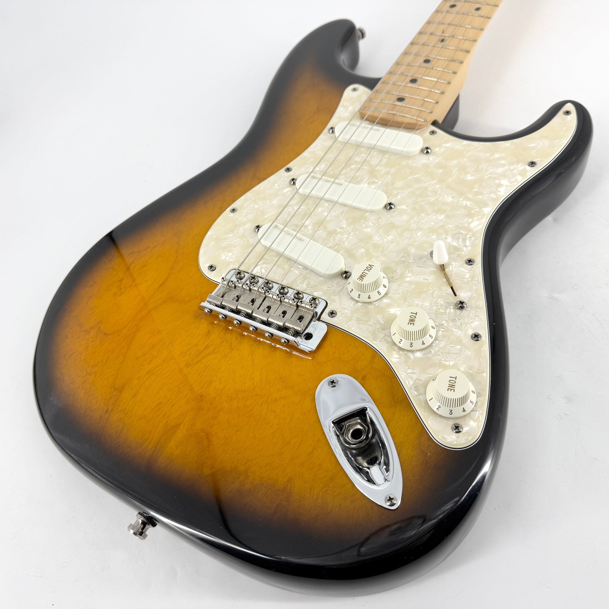 1995 Fender Buddy Guy Signature Stratocaster - 2-Tone Sunburst | Tonebay