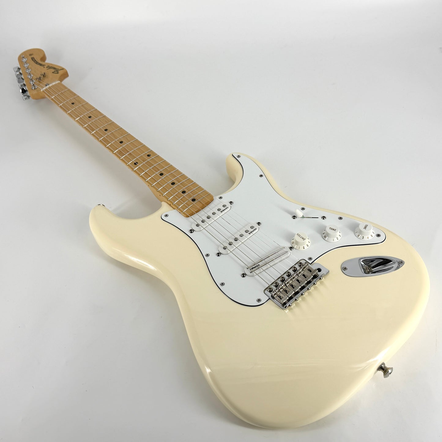 2011 Fender Classic Series 70’s Stratocaster – Olympic White