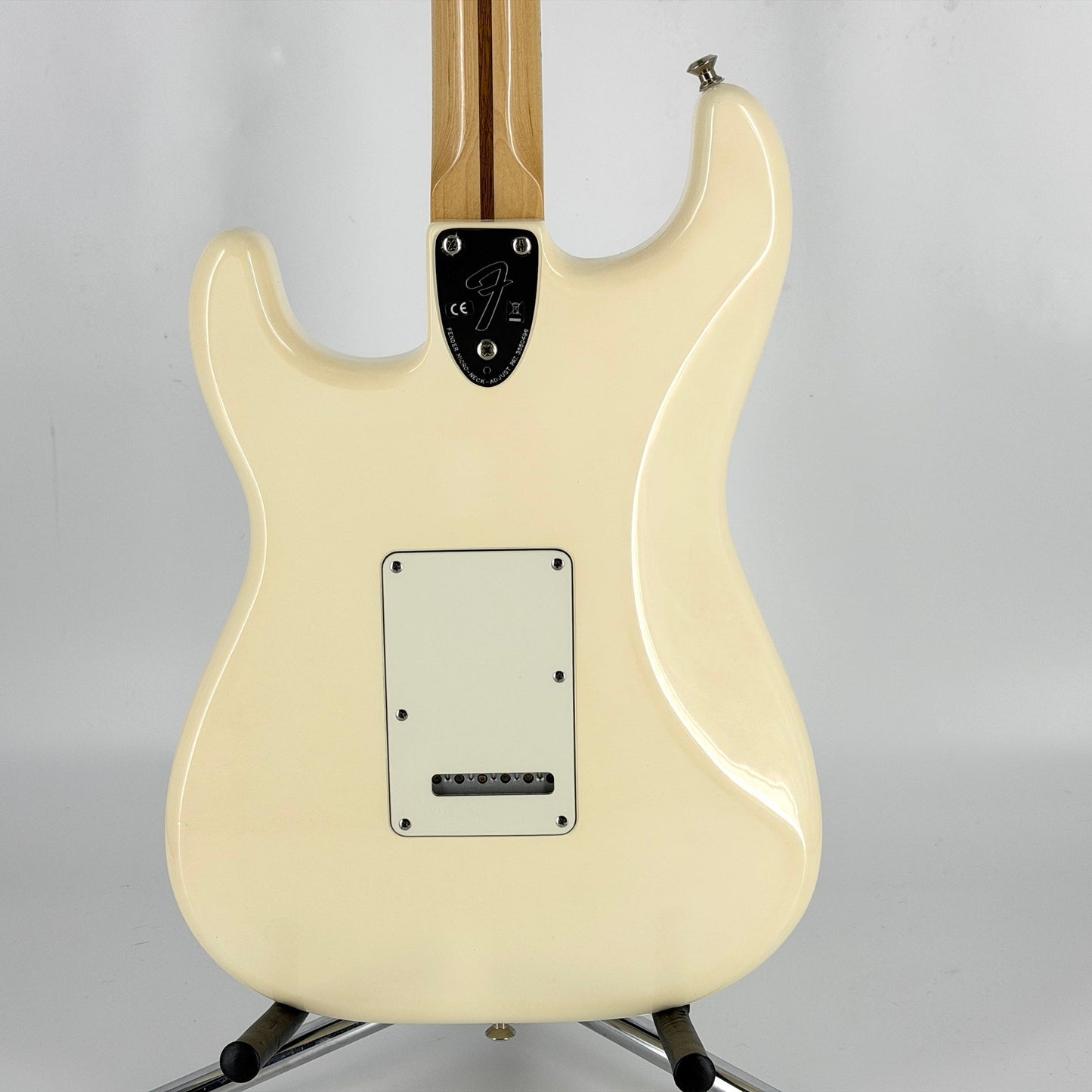 2011 Fender Classic Series 70’s Stratocaster – Olympic White