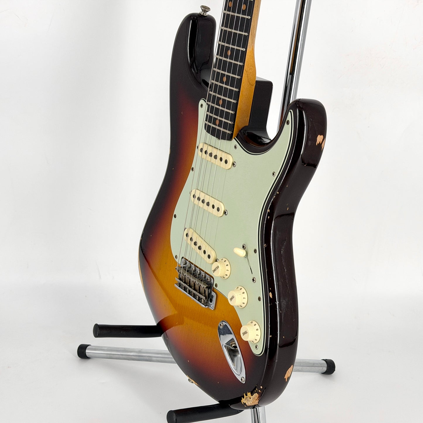 2018 Fender Custom Shop 60 Stratocaster Relic – Chocolate 3 Tone Sunburst | Tonebay