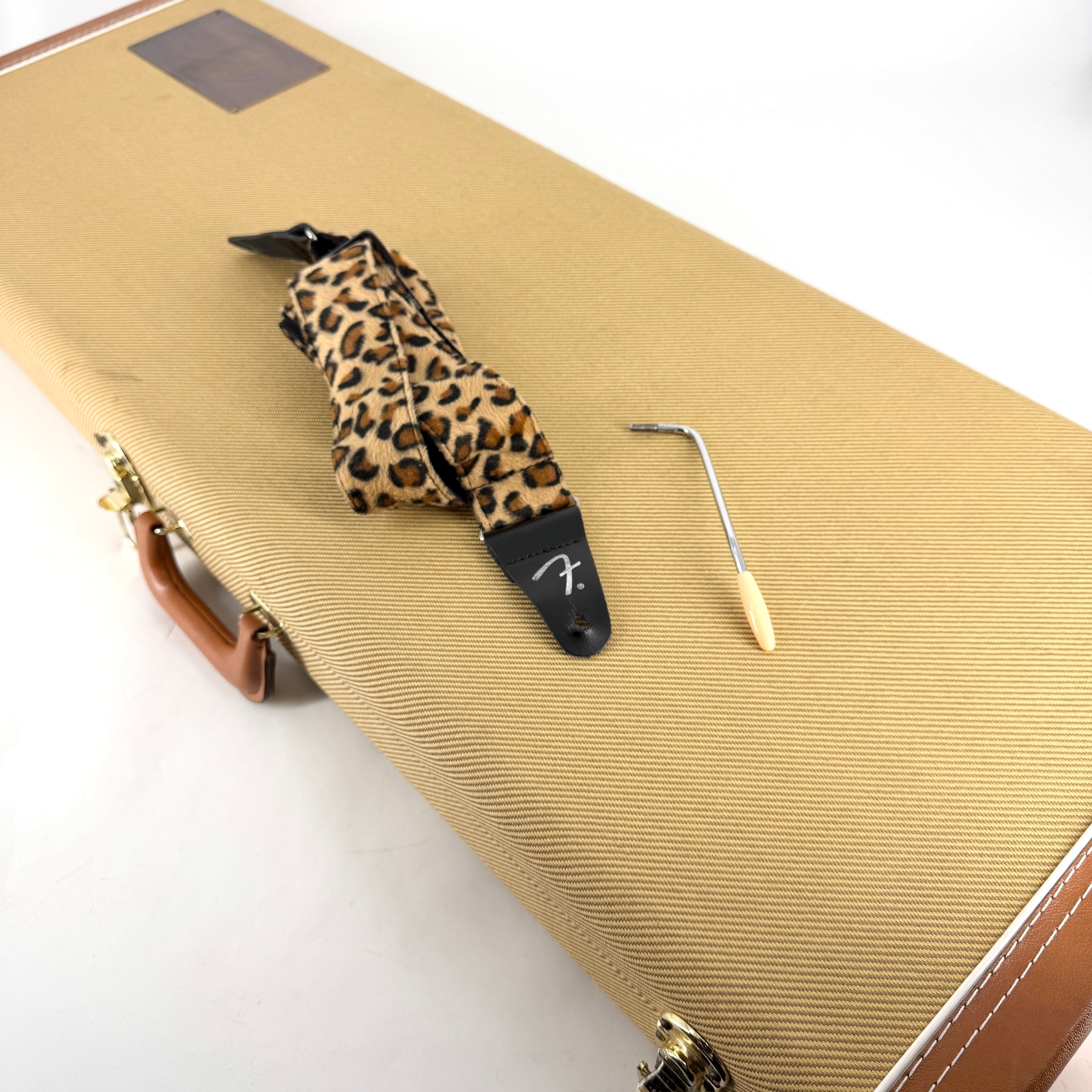 1994/95 Fender Japan Yngwie Malmsteen ST62-100YM Stratocaster - Yellow White | Tonebay