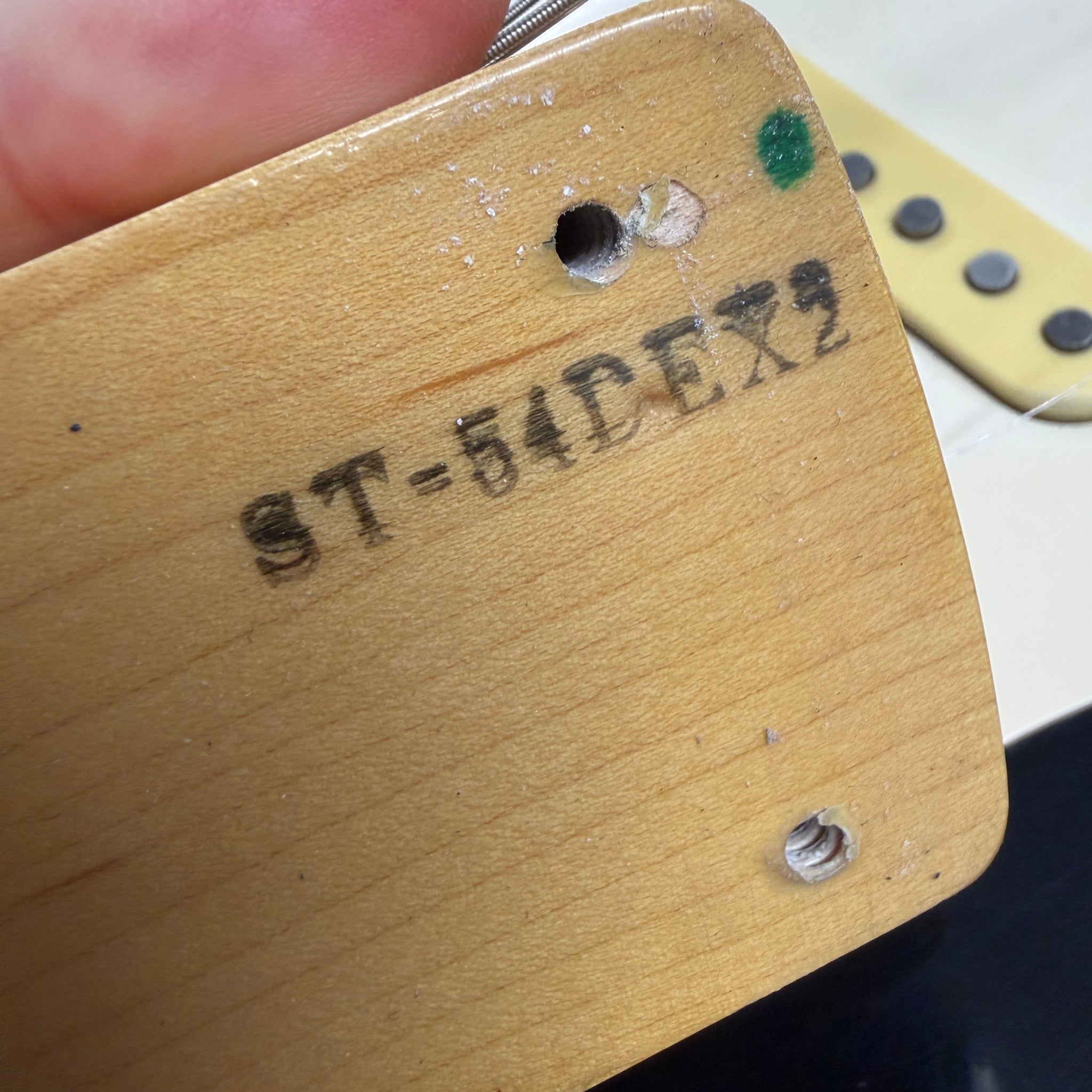 1998 Fender Japan ST-54 DEX2 Stratocaster - Black | Tonebay