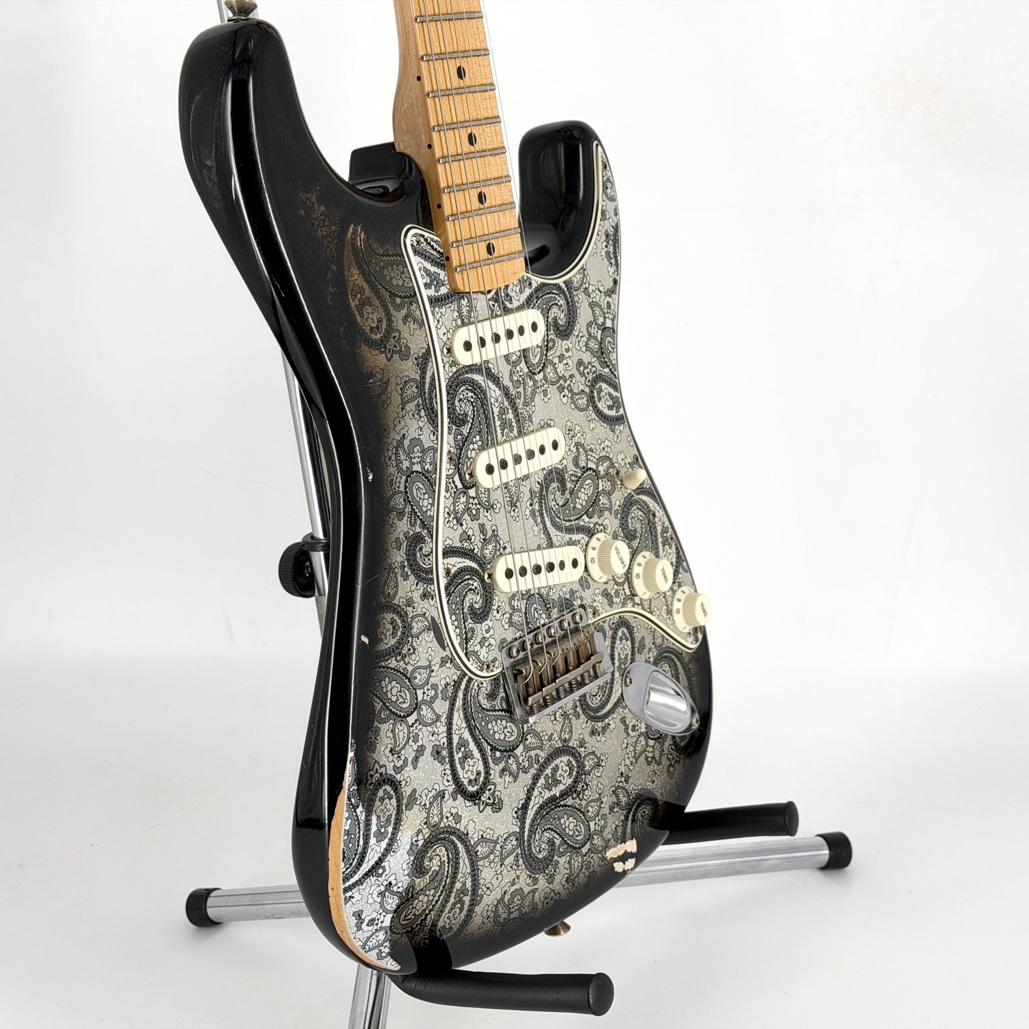 2018 Fender Custom Shop Limited Edition ’68 Stratocaster Relic - Black Paisley | Tonebay