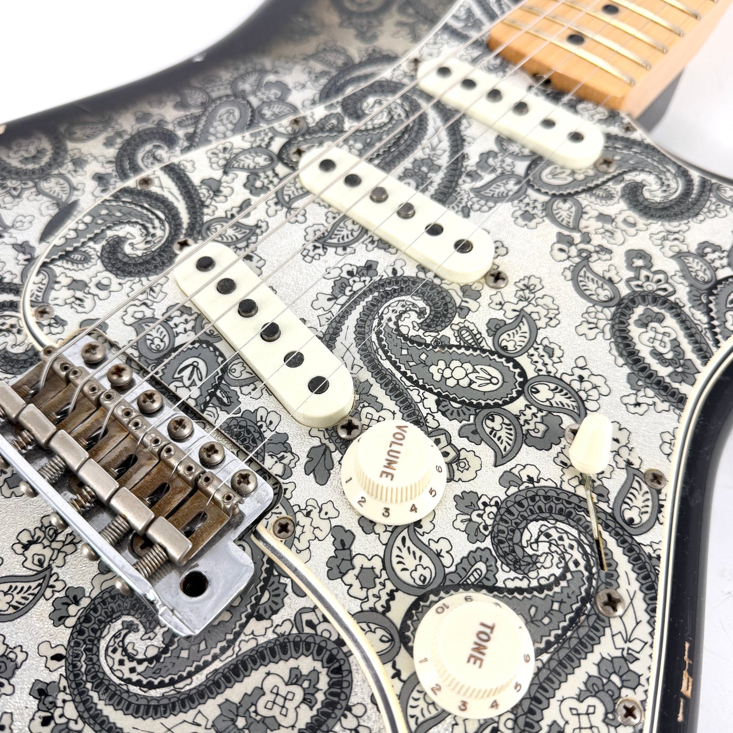 2018 Fender Custom Shop Limited Edition ’68 Stratocaster Relic - Black Paisley | Tonebay