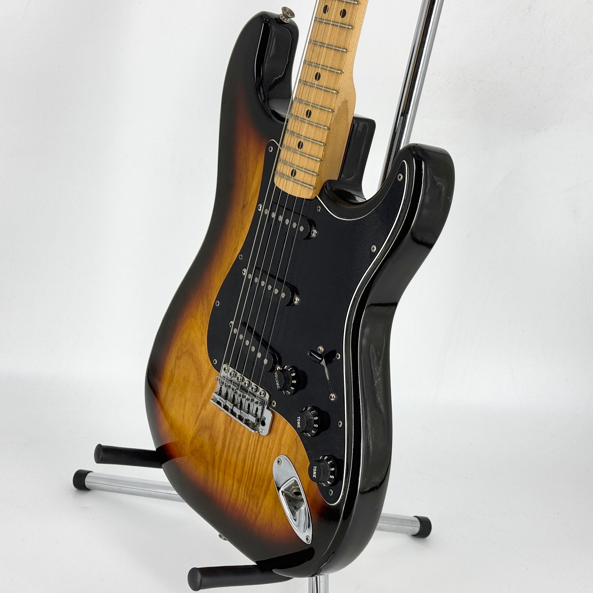1980 Fender American Stratocaster – Sunburst | Tonebay