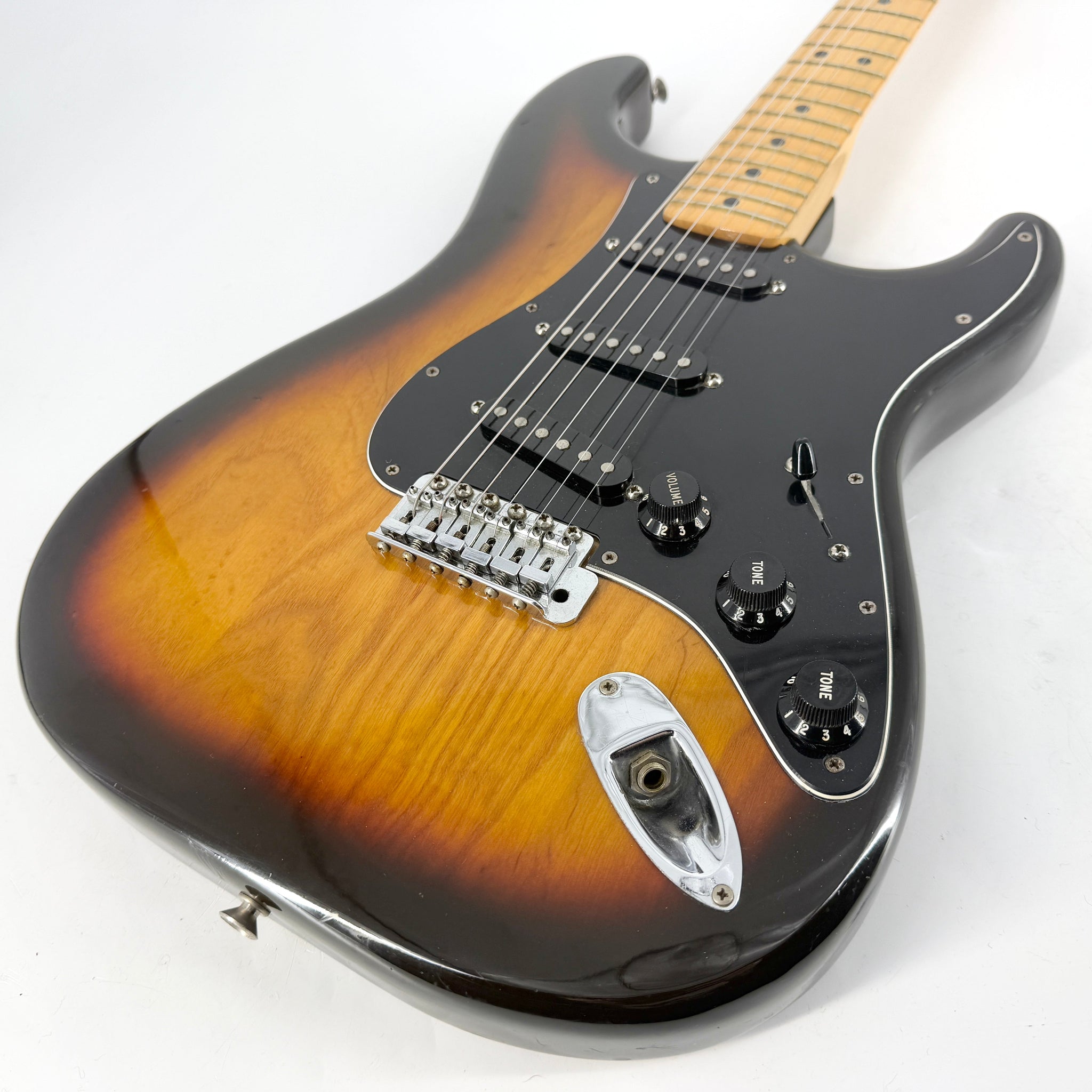 1980 Fender American Stratocaster – Sunburst | Tonebay