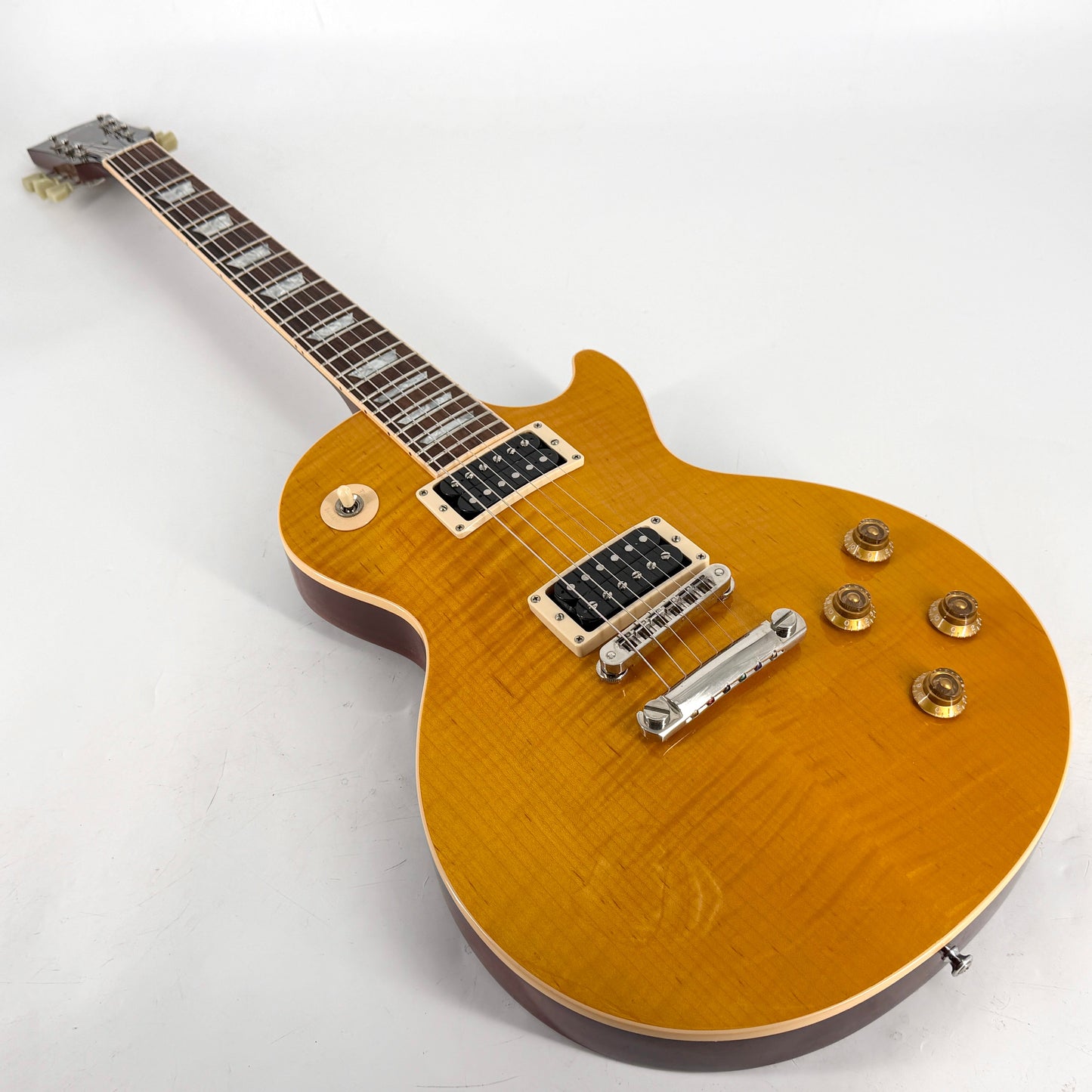 2002 Gibson Les Paul Standard – Amber | Tonebay