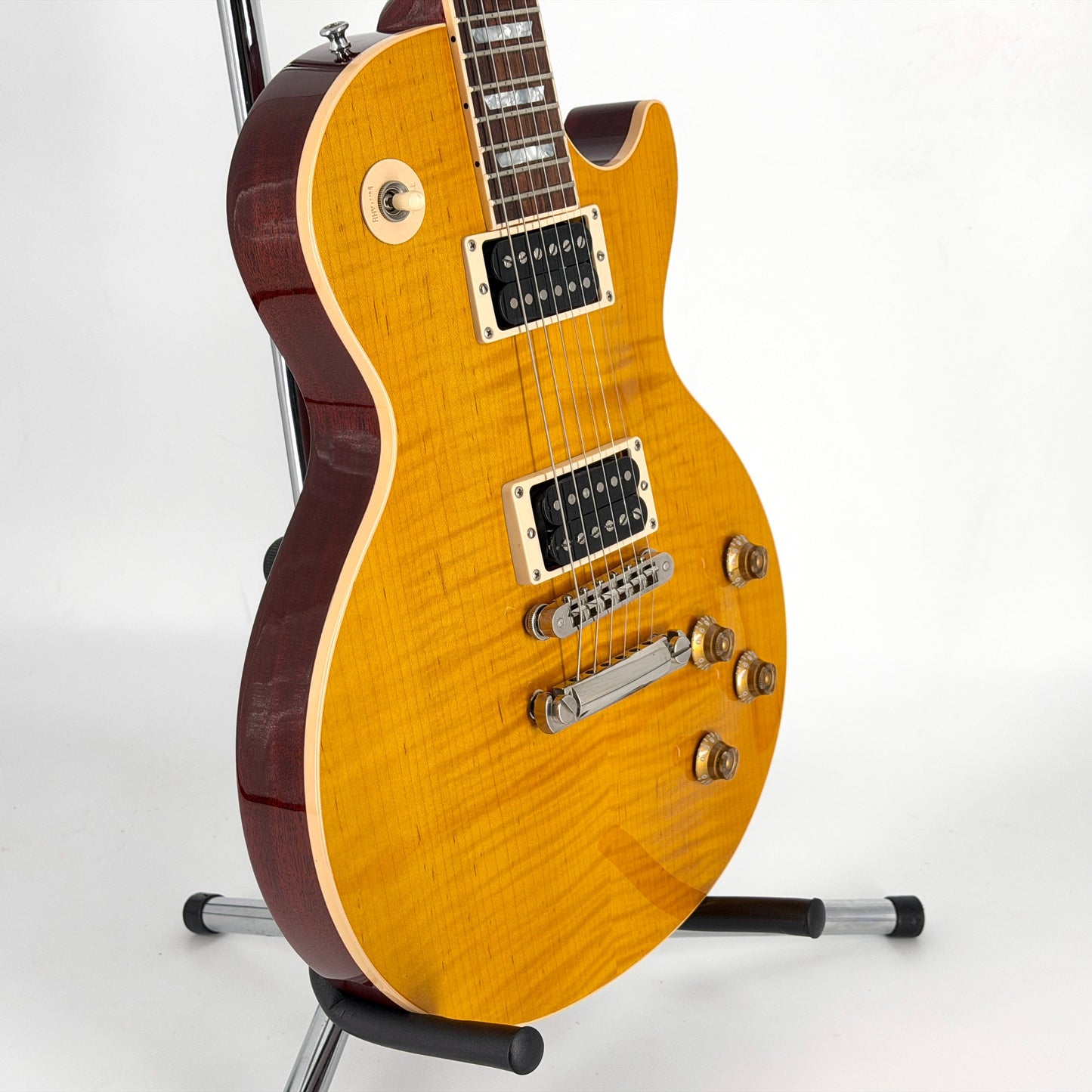 2002 Gibson Les Paul Standard – Amber | Tonebay