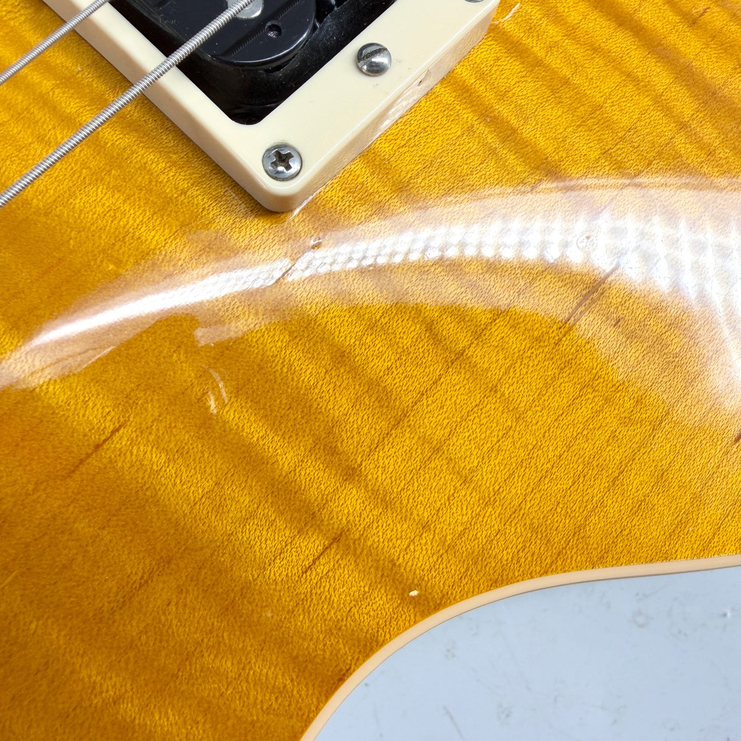 2002 Gibson Les Paul Standard – Amber | Tonebay