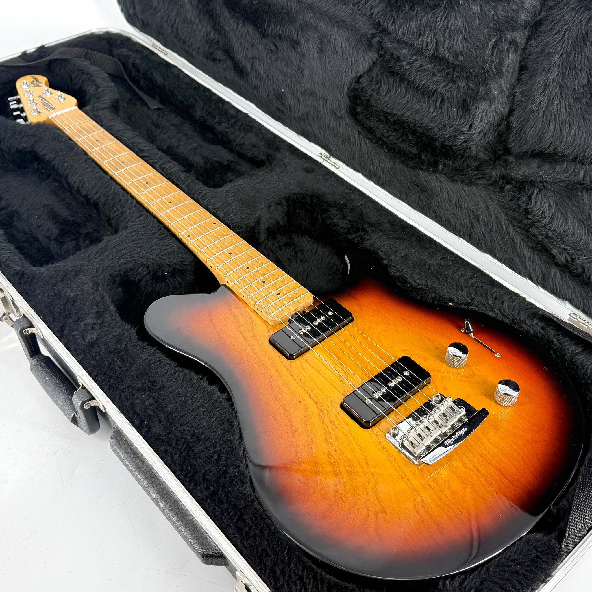 1998 Ernie Ball Music Man Axis Sport MM90 Tremolo - Vintage Sunburst | Tonebay