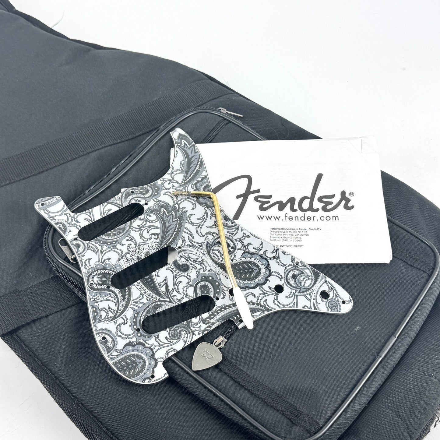 2014 Fender Deluxe Players Stratocaster - Crimson Red Transparent | Tonebay