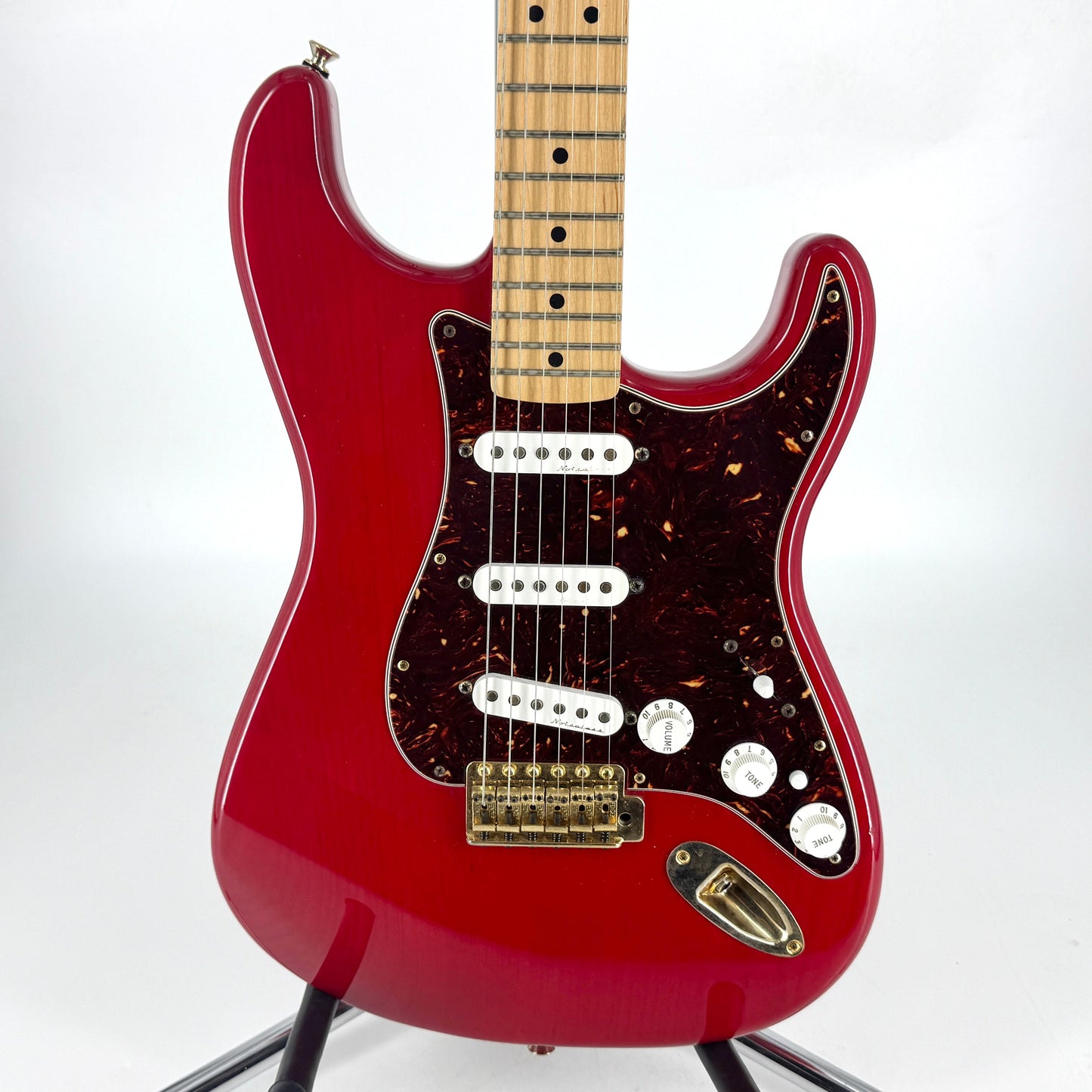 2014 Fender Deluxe Players Stratocaster - Crimson Red Transparent | Tonebay