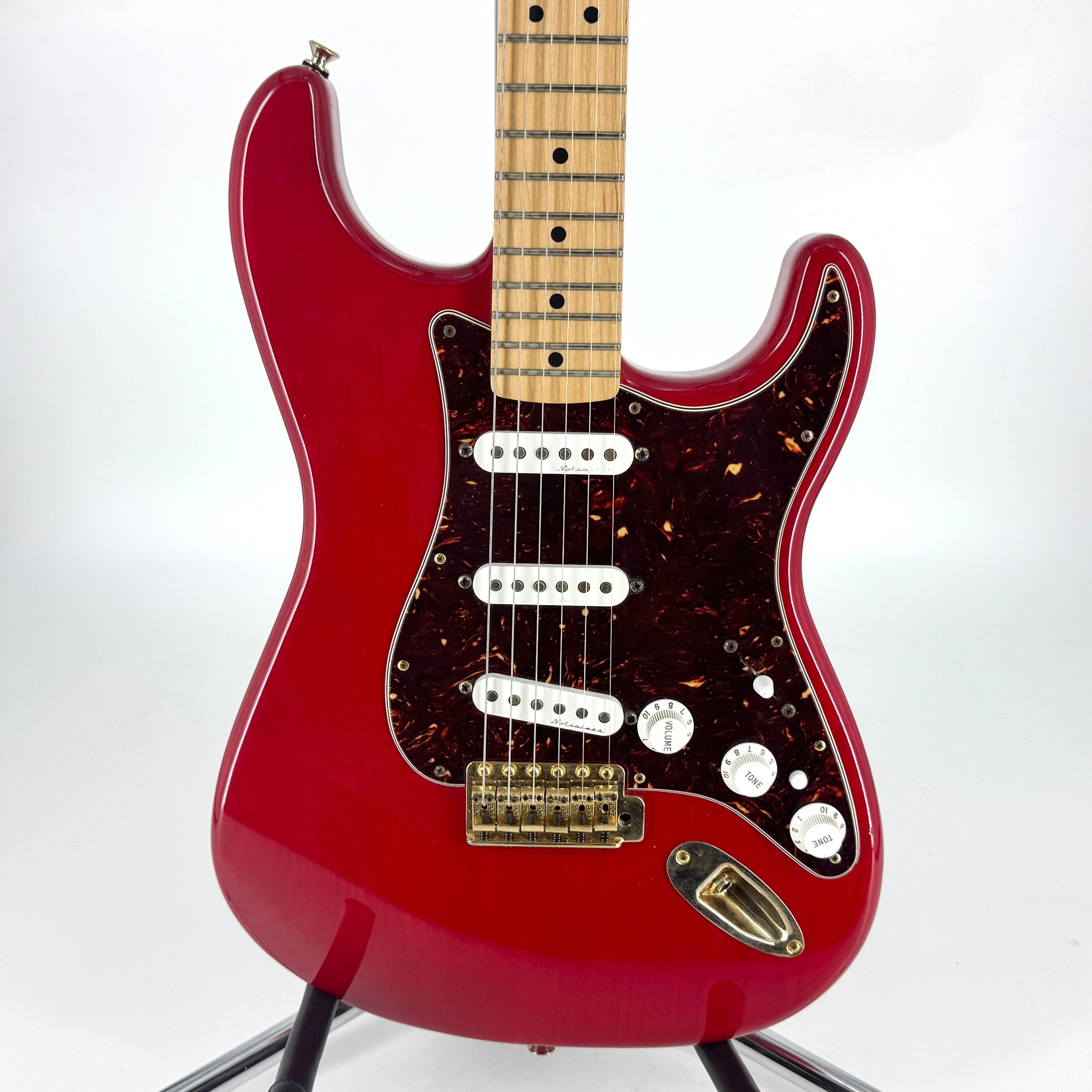 2014 Fender Deluxe Players Stratocaster - Crimson Red Transparent | Tonebay
