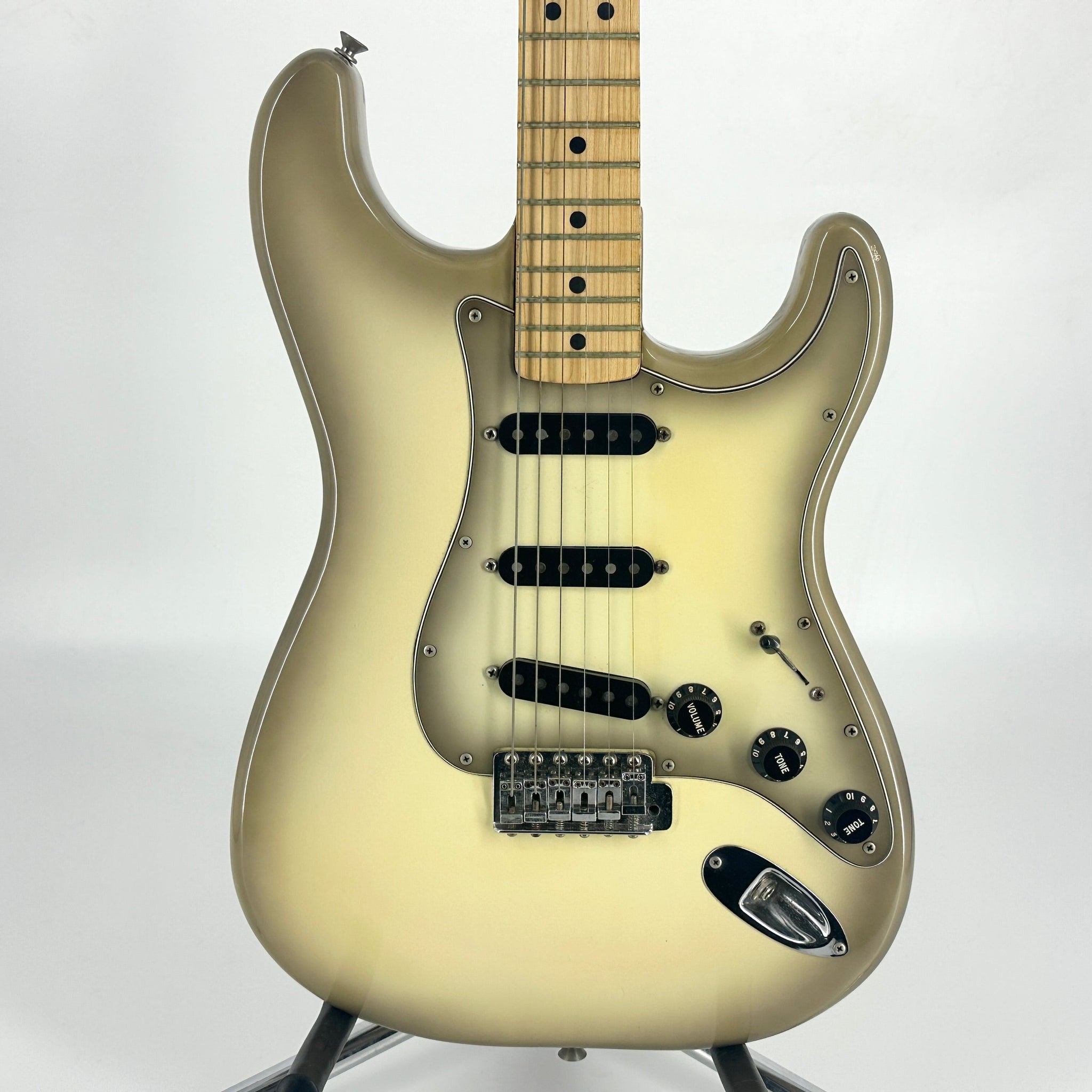 1979 Fender American Stratocaster – Antigua Burst | Tonebay