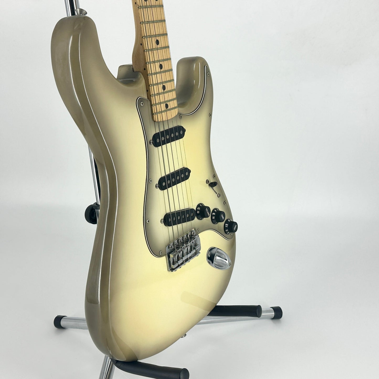 1979 Fender American Stratocaster – Antigua Burst | Tonebay