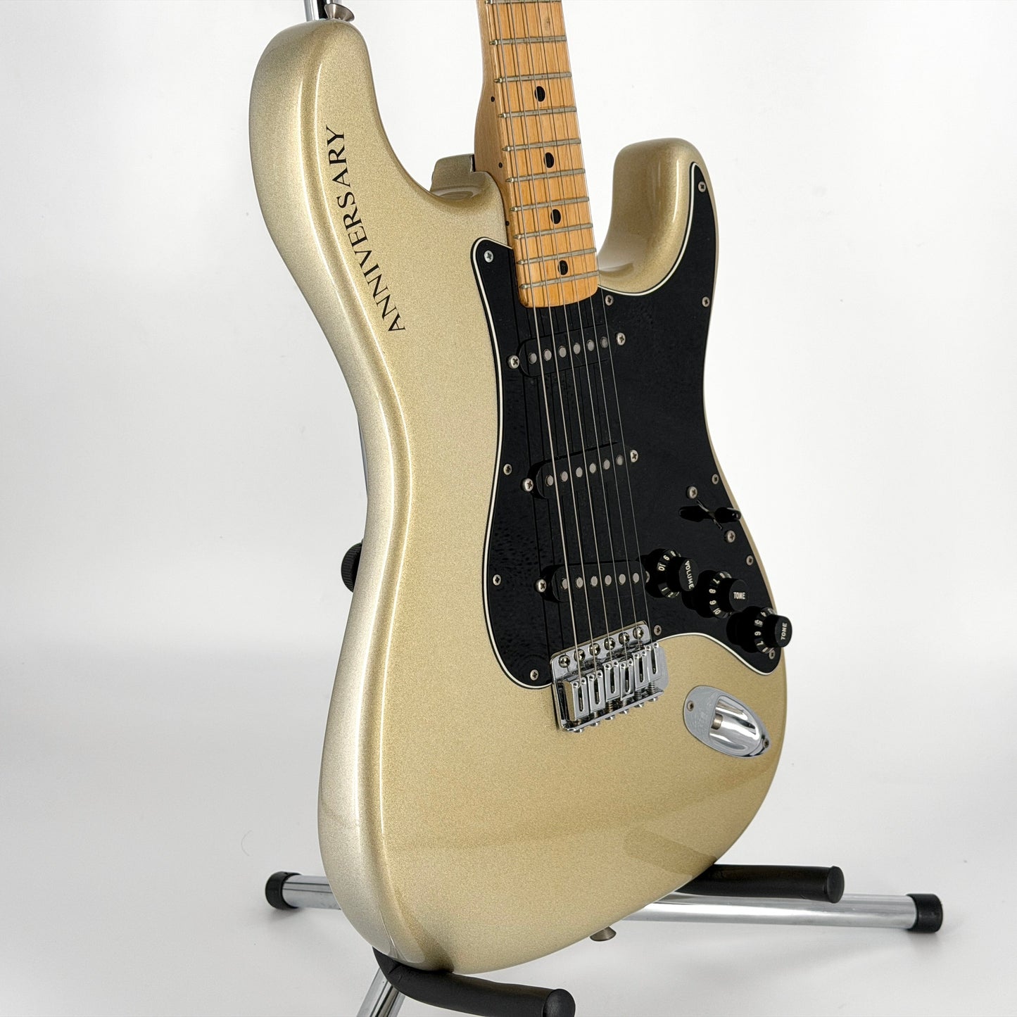 1979 Fender 25th Anniversary American Stratocaster – Silver | Tonebay