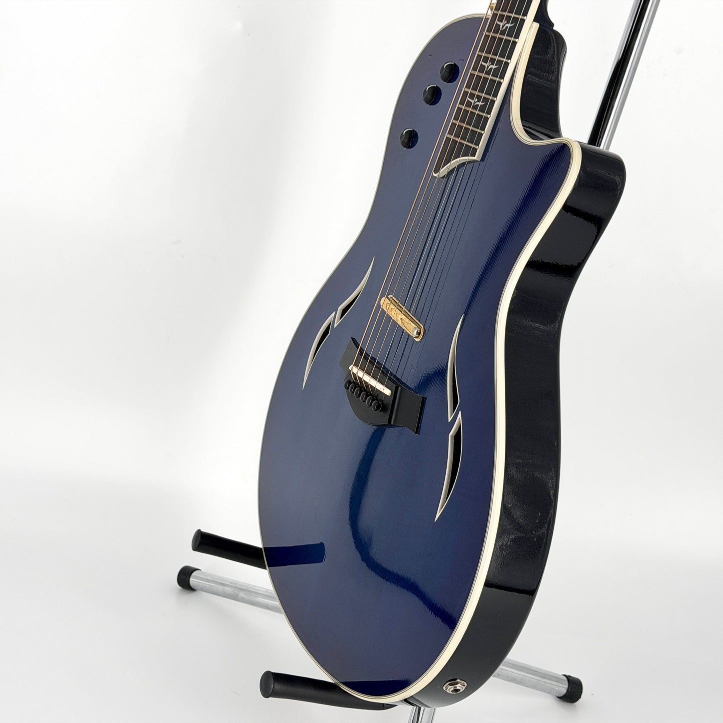 2011 Taylor T5-C Custom - Blue Edgeburst | Tonebay