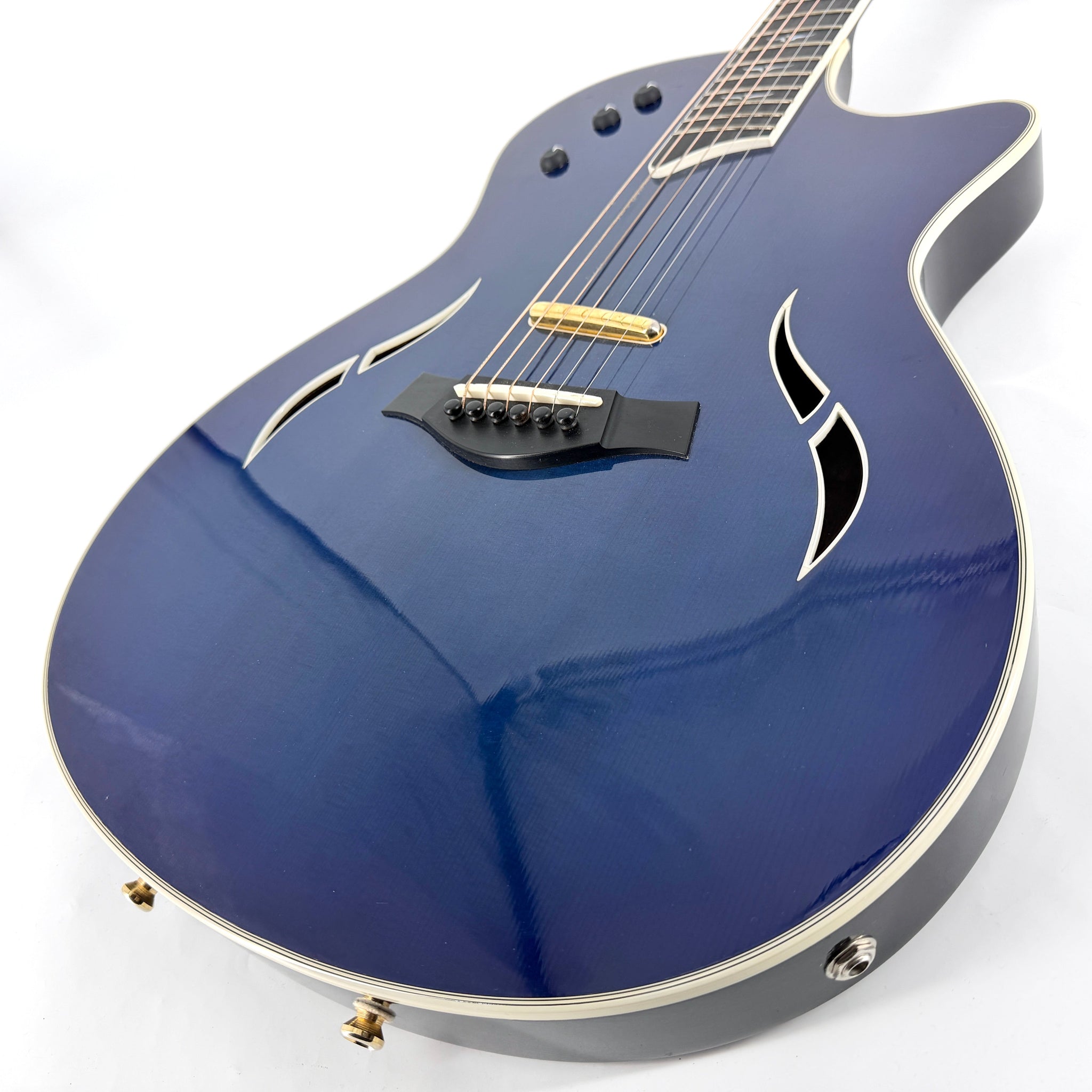 2011 Taylor T5-C Custom - Blue Edgeburst | Tonebay