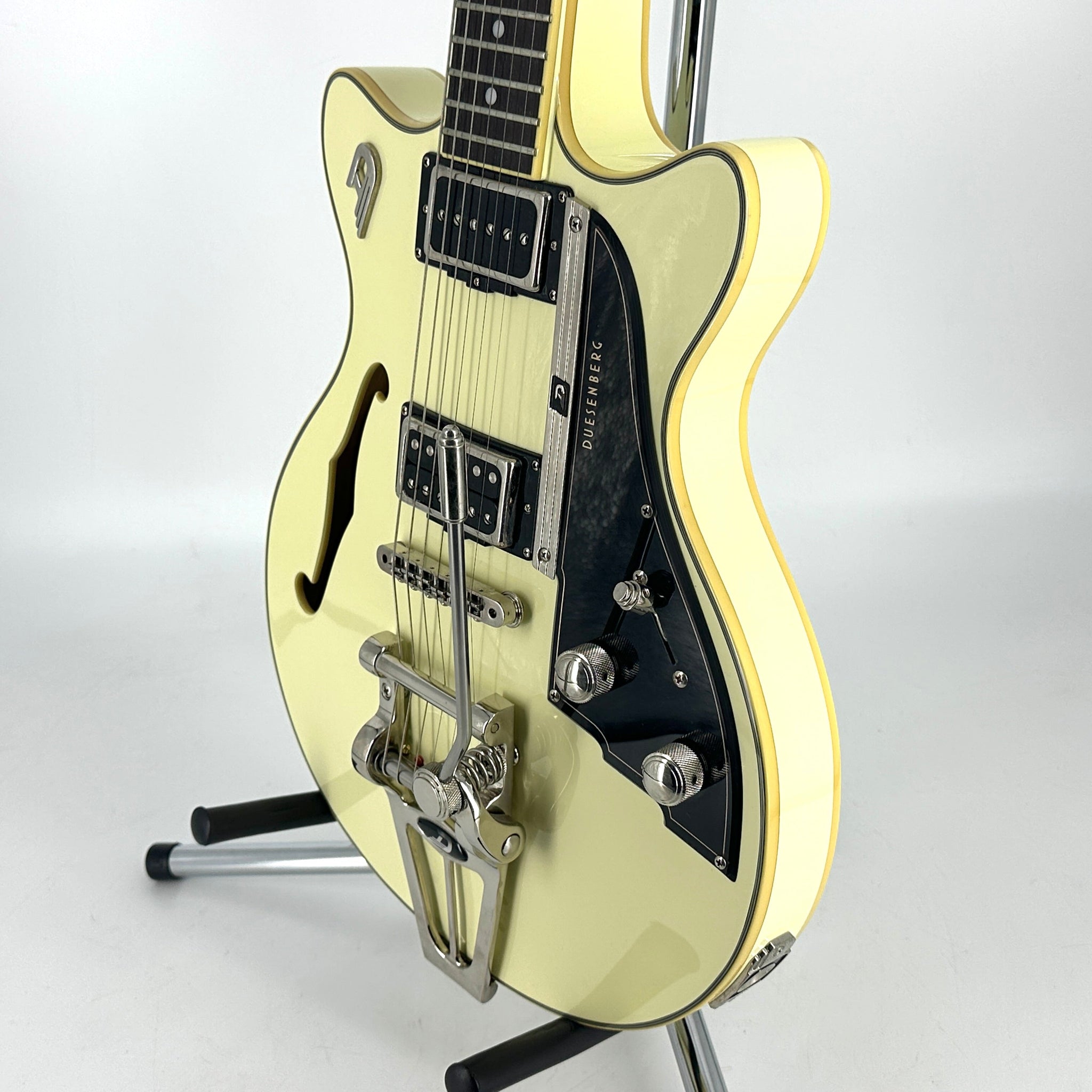 2018 Duesenberg Starplayer Fullerton TV - Vintage White | Tonebay